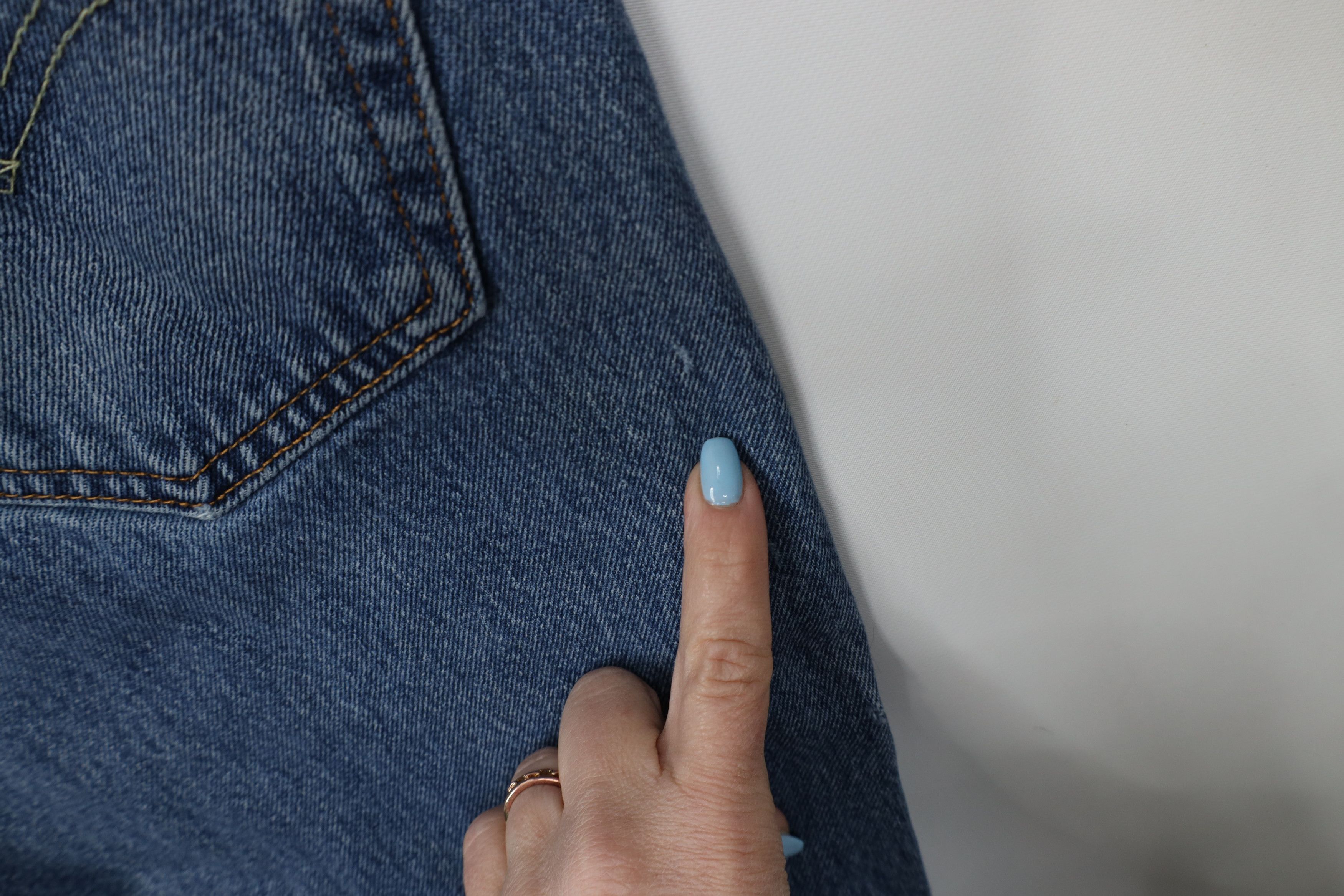 Levi's Vintage Y2K Levis 505 Fit Straight Leg Denim Jeans Blue Size US 38 / EU 54 - 13 Thumbnail