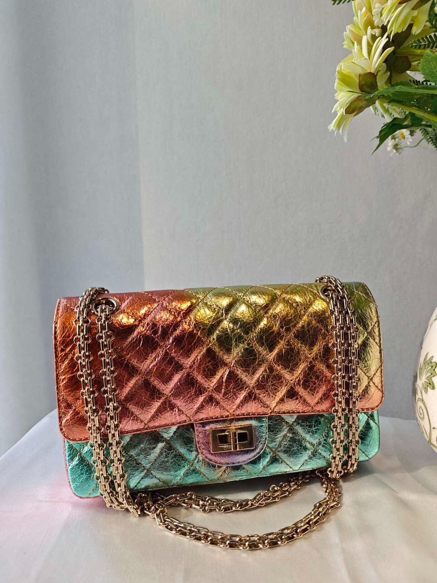 Chanel Pre-loved Bag Very good condition Size ONE SIZE - 1 Thumbnail