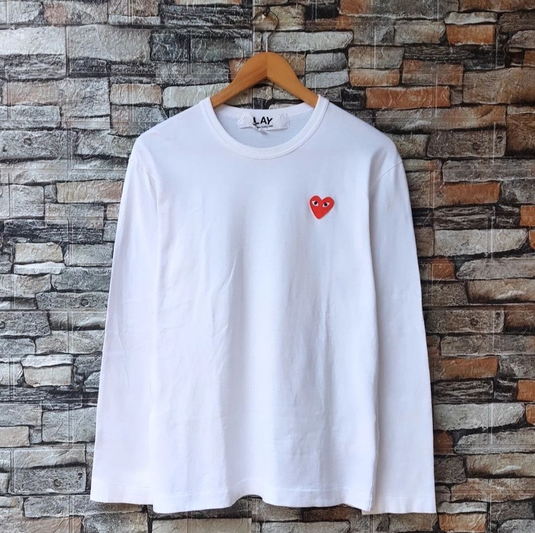 Comme des Garcons PLAY PLAY Comme des Garcons Red Heart Long Sleeve Size US M / EU 48-50 / 2 - 1 Thumbnail