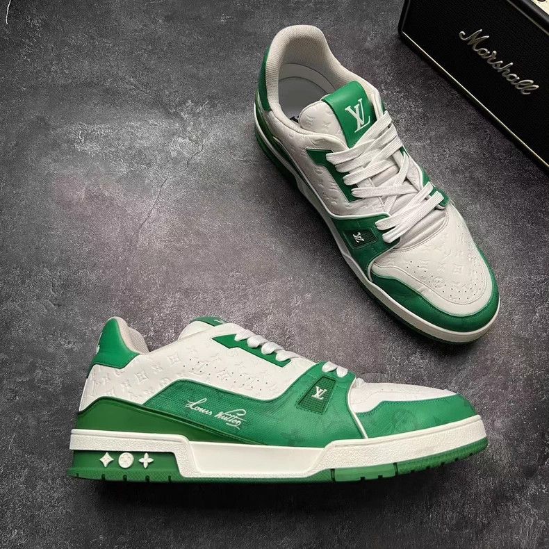 Louis Vuitton Louis Vuitton TRAINER White and Green Full Print Relief sh Size US 12 / EU 45 - 5 Thumbnail