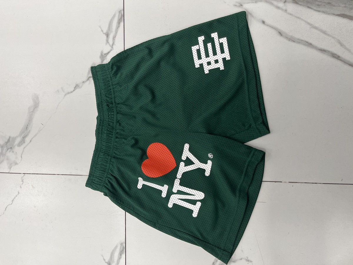 Eric Emanuel Eric Emanuel EE I Love New York Short "Green/White" Size US 30 / EU 46 - 1 Thumbnail