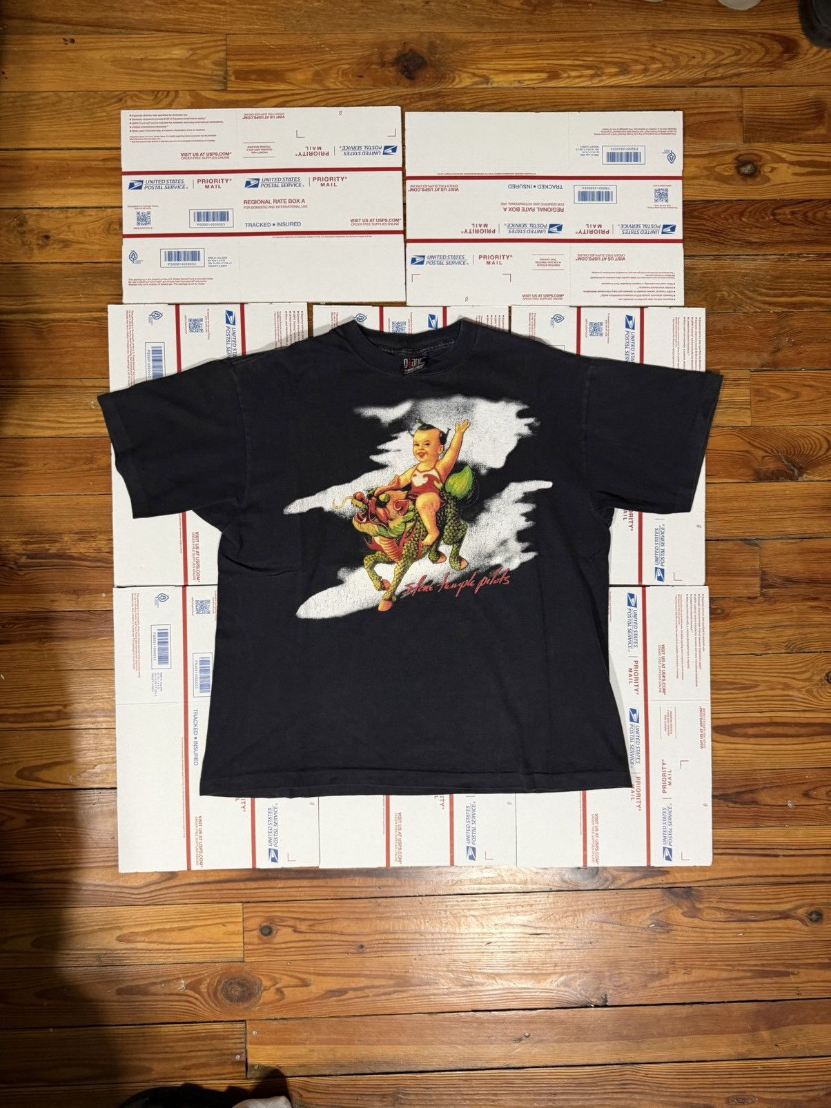 Vintage Vintage 1994 Stone Temple Pilots Purple Tour Tee XL Size US XL / EU 56 / 4 - 1 Thumbnail