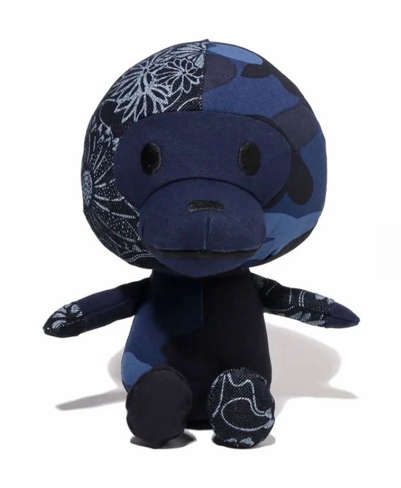 Bape Baby Milo Store Milo & Lisa Wedding Plush Doll set - 25cm