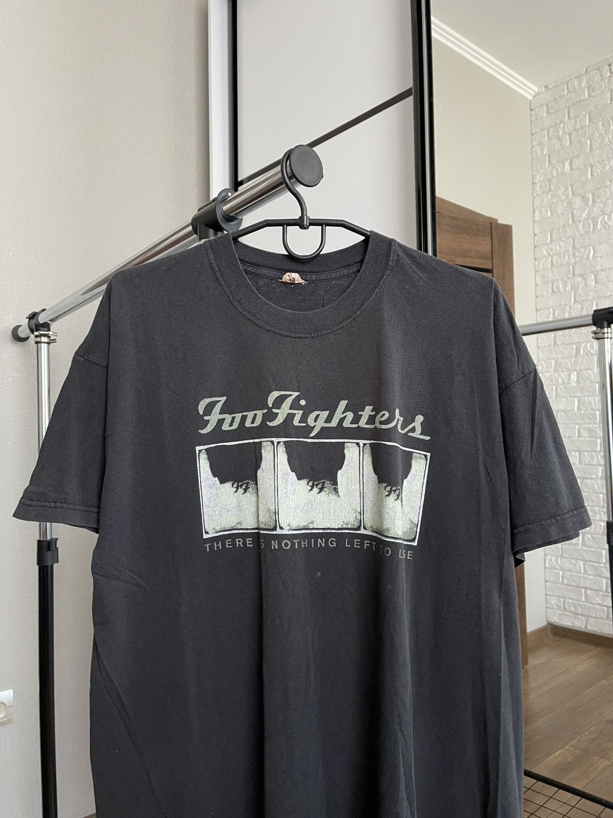 Band Tees Foo Fighters There Is Nothing Left To Lose Vintage T-Shirt Size US XL / EU 56 / 4 - 4 Thumbnail