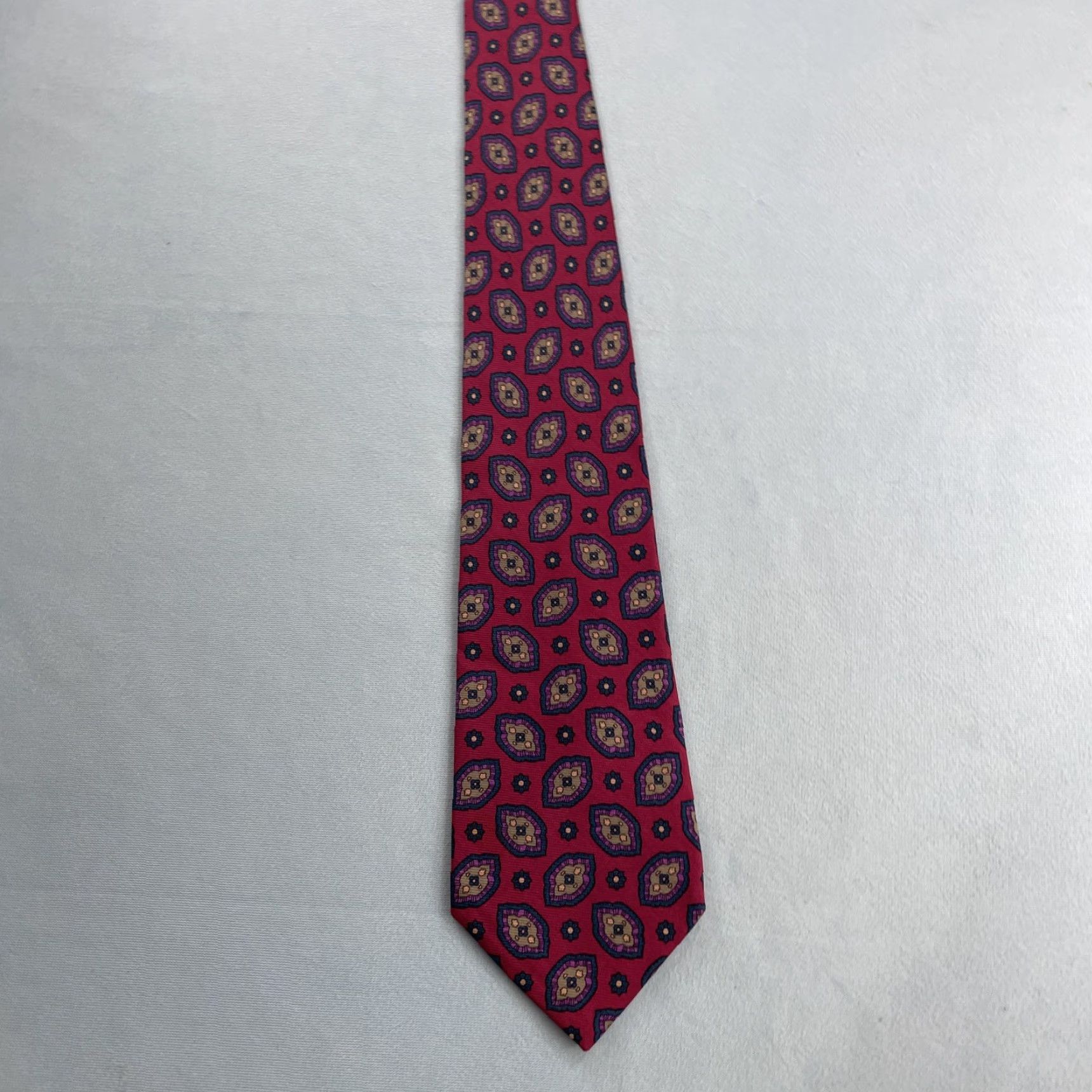 Vintage FERRELL REED Italy Silk Tie Sacred Shakra Geometry Pink Magenta Green vtg 3.5x60 Cap­sule Wide Necktie Men Pattern: Geometric Size ONE SIZE - 3 Thumbnail