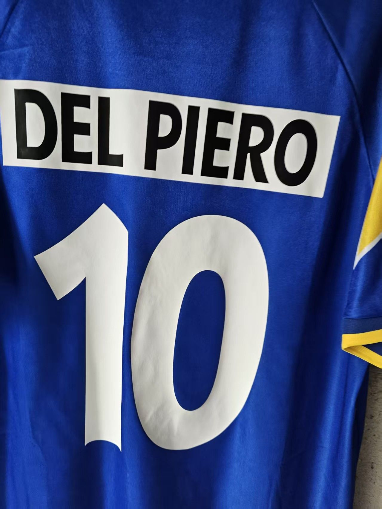 Other Del Piero Jersey 1995 1997 Juventus Size US XL / EU 56 / 4 - 3 Thumbnail