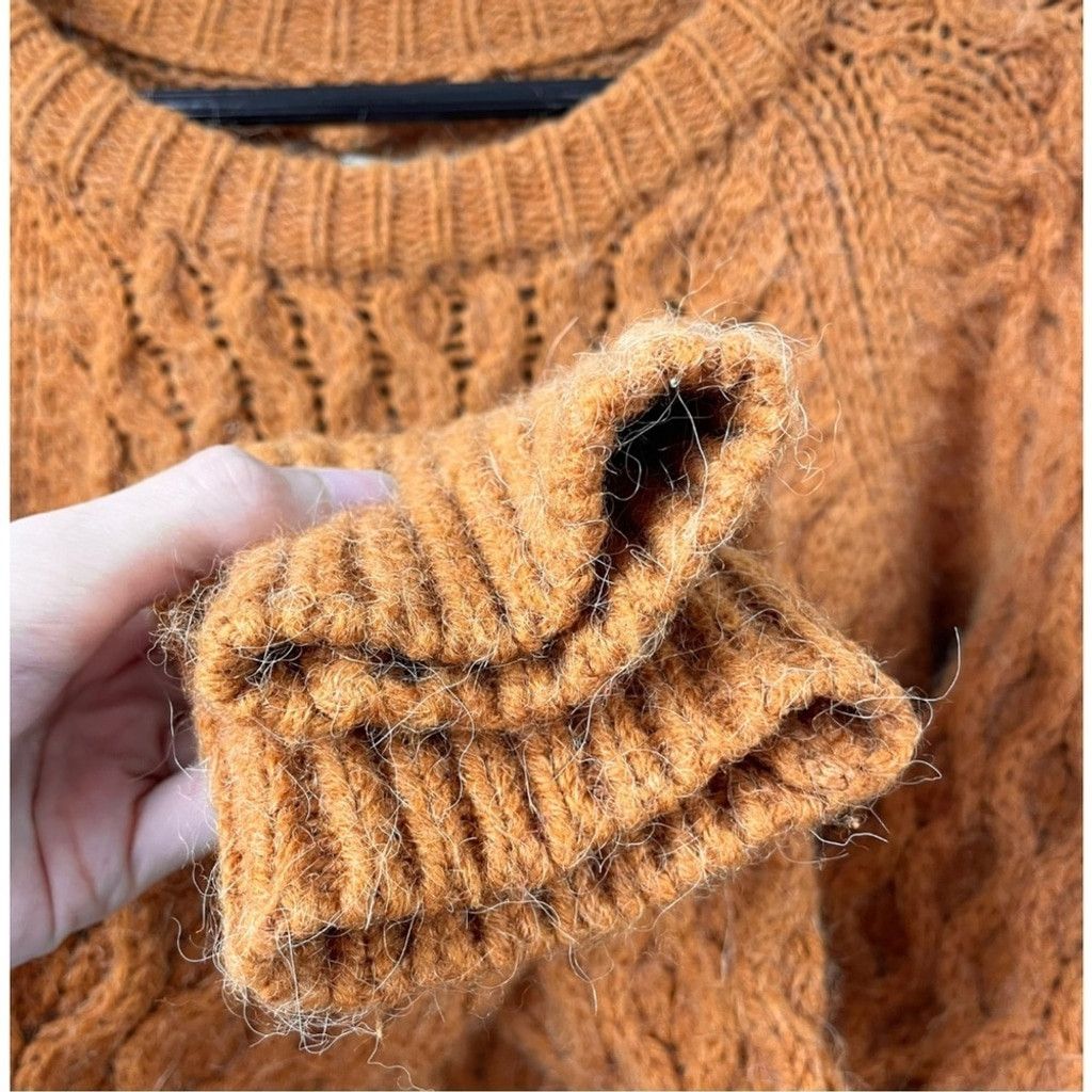 Aritzia Wilfred Alpaca Wool Blend Rust Cable Knit Sweater Size M Size M / US 6-8 / IT 42-44 - 4 Thumbnail