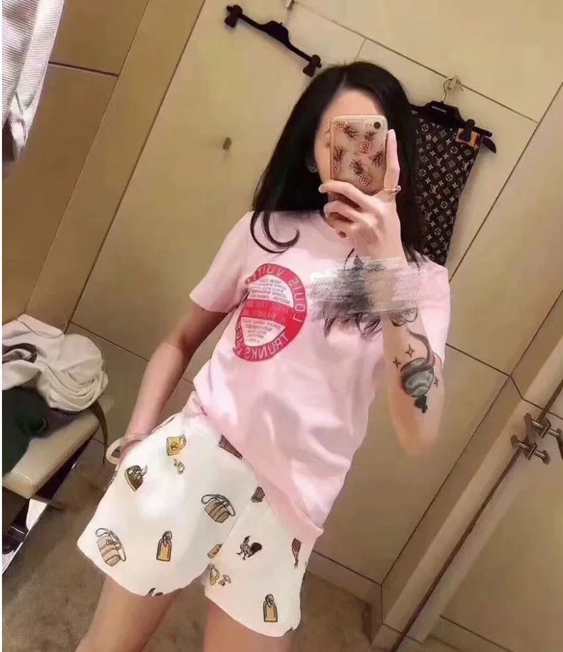 Louis Vuitton Louis Vuitton Beige printed silk shorts 2504-Nextarrow Size US 36 / EU 52 - 7 Thumbnail