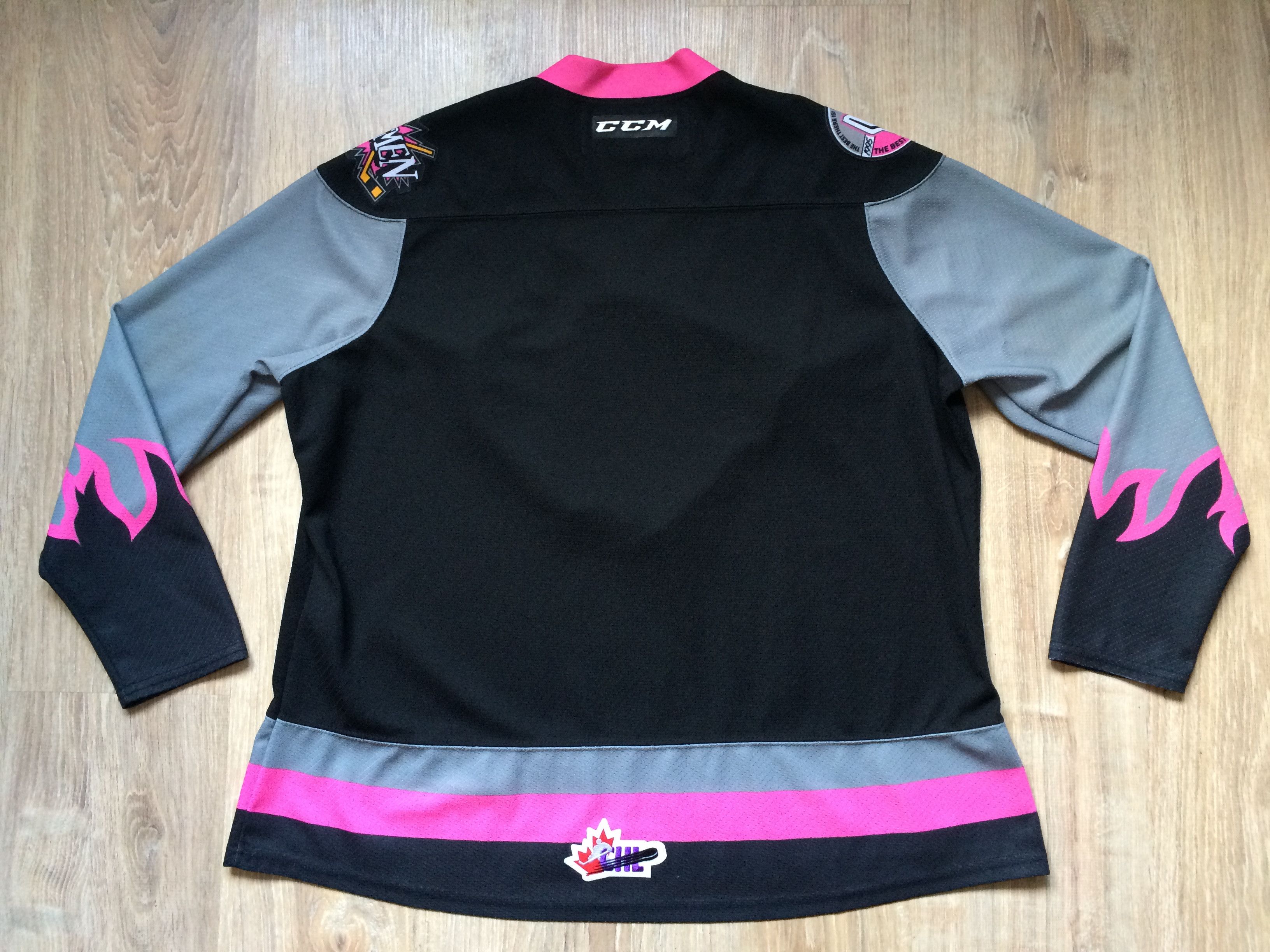 Ccm × NHL × Vintage Vintage Calgary Hitmen CCM Womens Hockey Jersey Size XXL / US 16-18 / IT 52-54 - 5 Thumbnail