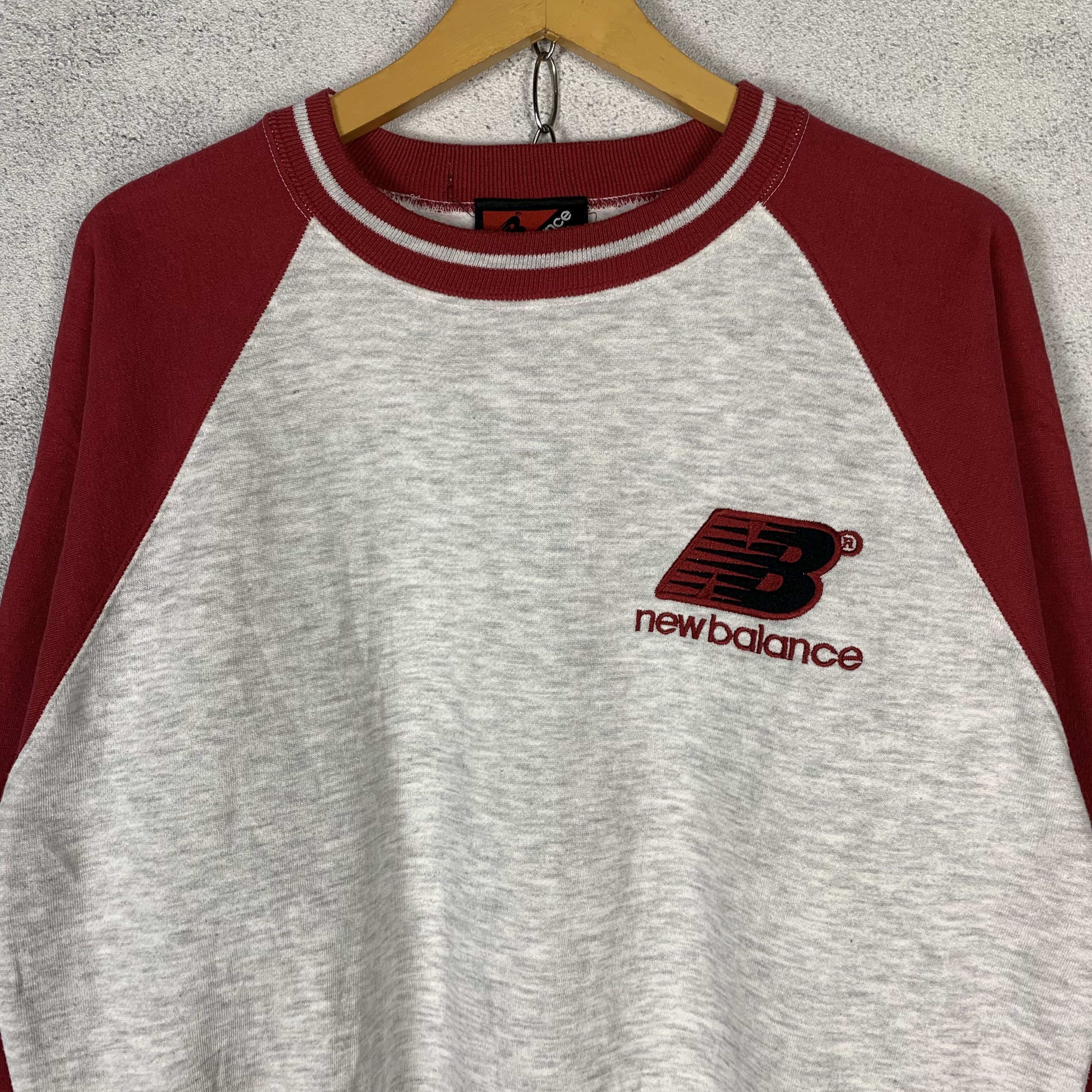 New Balance Vintage 90s New Balance Sweatshirt Crewneck Size US M / EU 48-50 / 2 - 2 Thumbnail