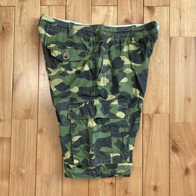 Bape 🔥Vintage🔥 BAPE Green camo cargo shorts NIGO APE ★size S Size US 30 / EU 46 - 2 Thumbnail