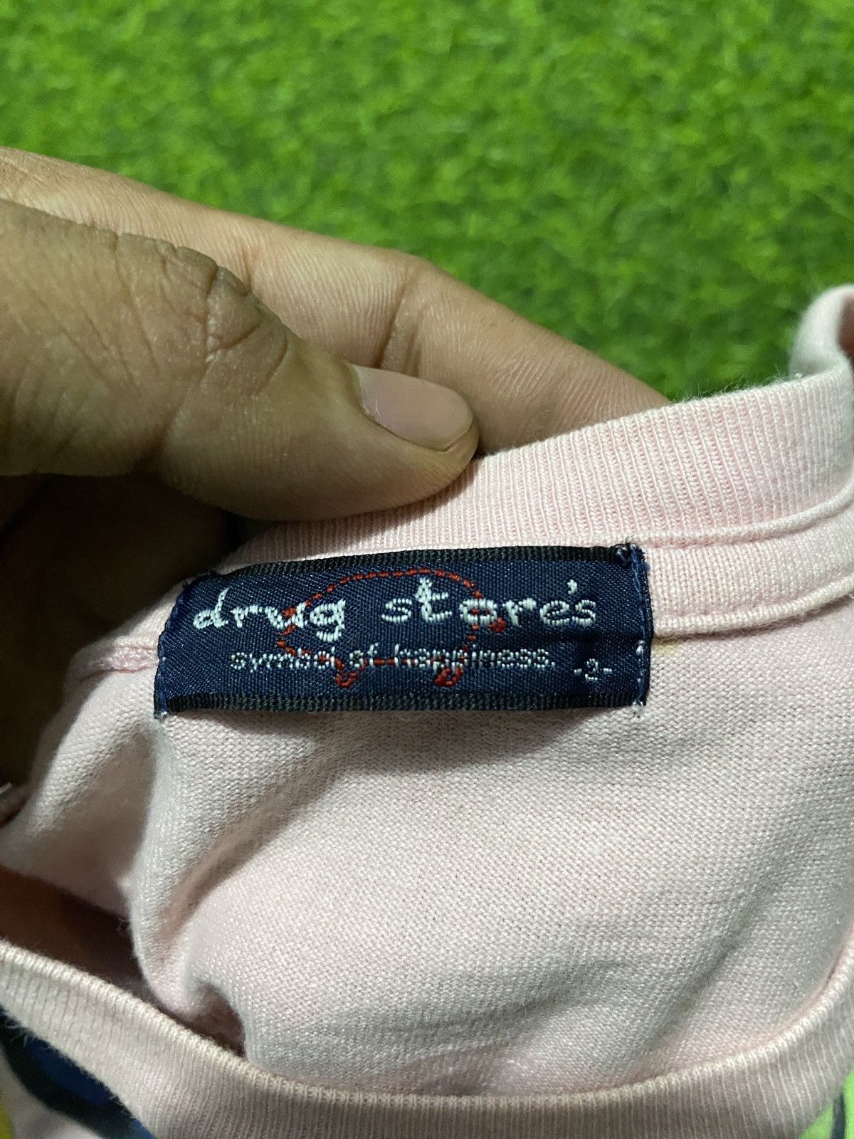 Japanese Brand Bundling take all drug stores Size US M / EU 48-50 / 2 - 8 Thumbnail