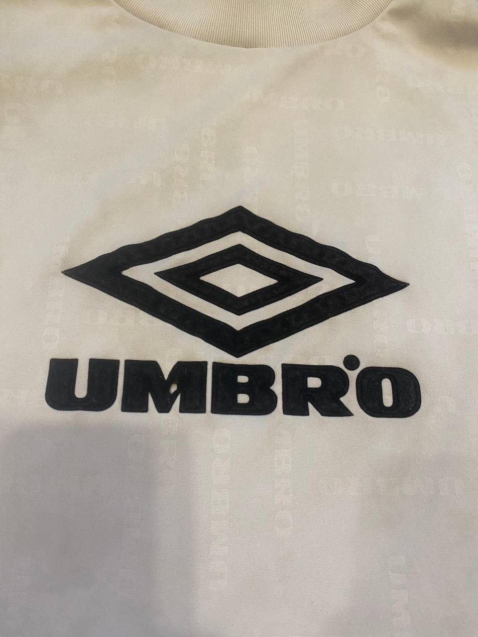 Umbro Vintage Umbro Y2K Logo Short Sleeve T-Shirt Size XL Size US XL / EU 56 / 4 - 9 Thumbnail