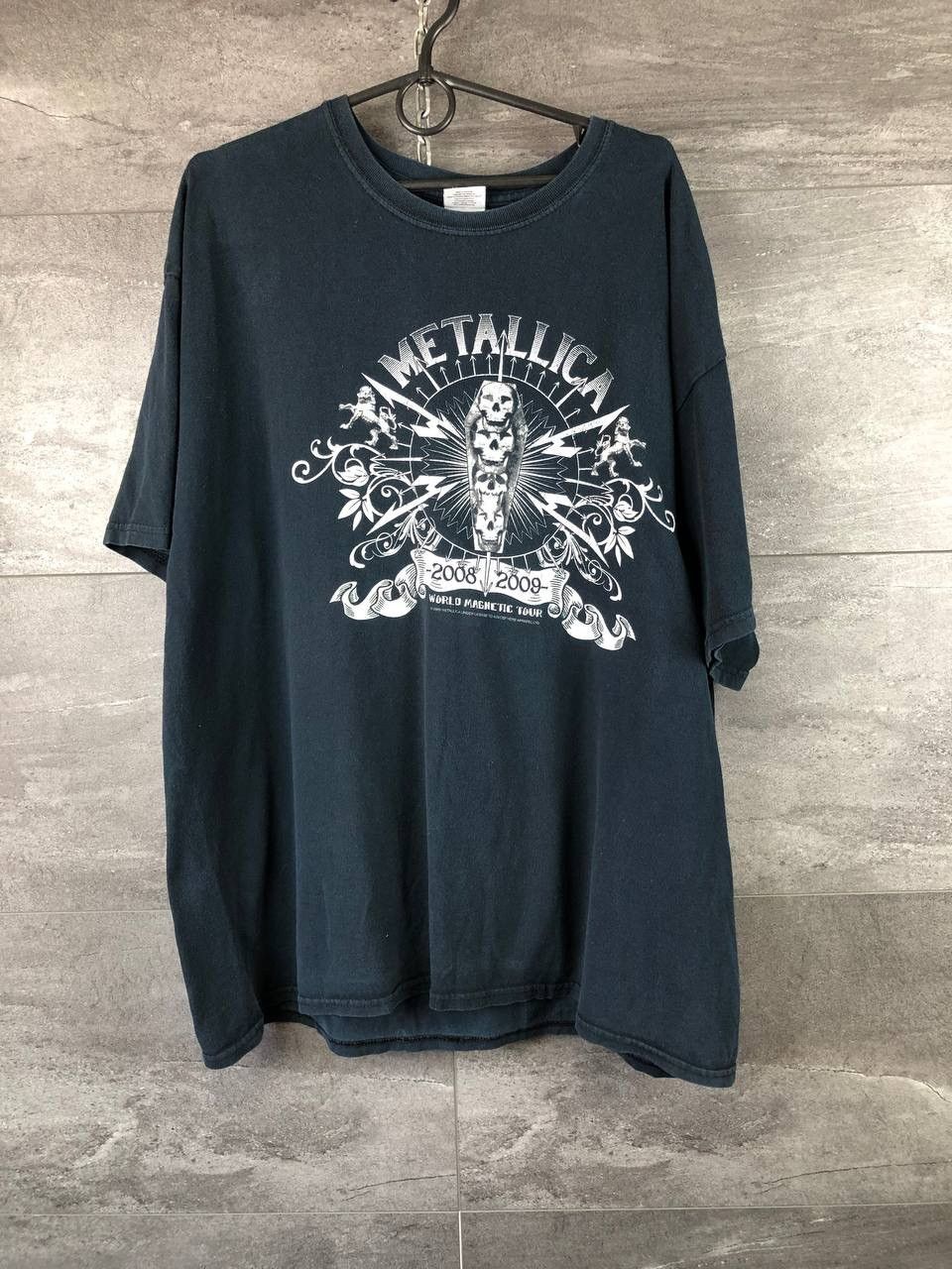 Band Tees Vintage Metallica 2008 2009 Magnetic Tour Tee T-Shirt Size US XL / EU 56 / 4 - 1 Thumbnail