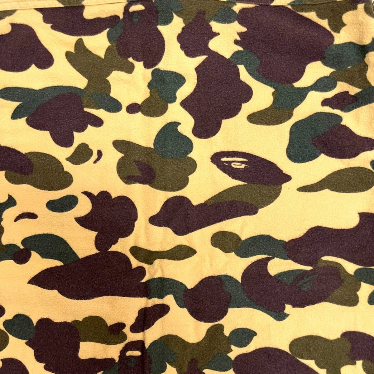 Bape OG90s Bape 1st Camo L/S Button-up Shirt Size US L / EU 52-54 / 3 - 15 Thumbnail