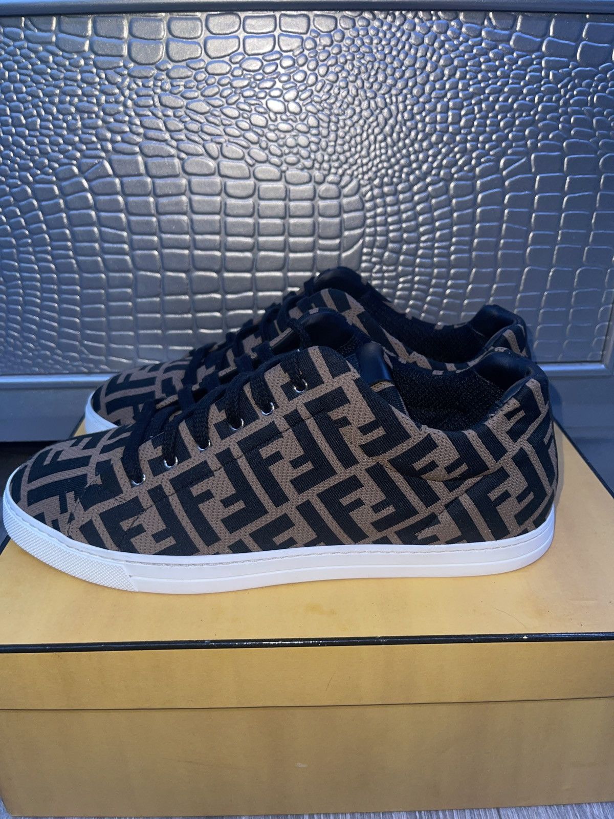 Fendi Fendi Sneakers Size US 8 / EU 41 - 3 Thumbnail