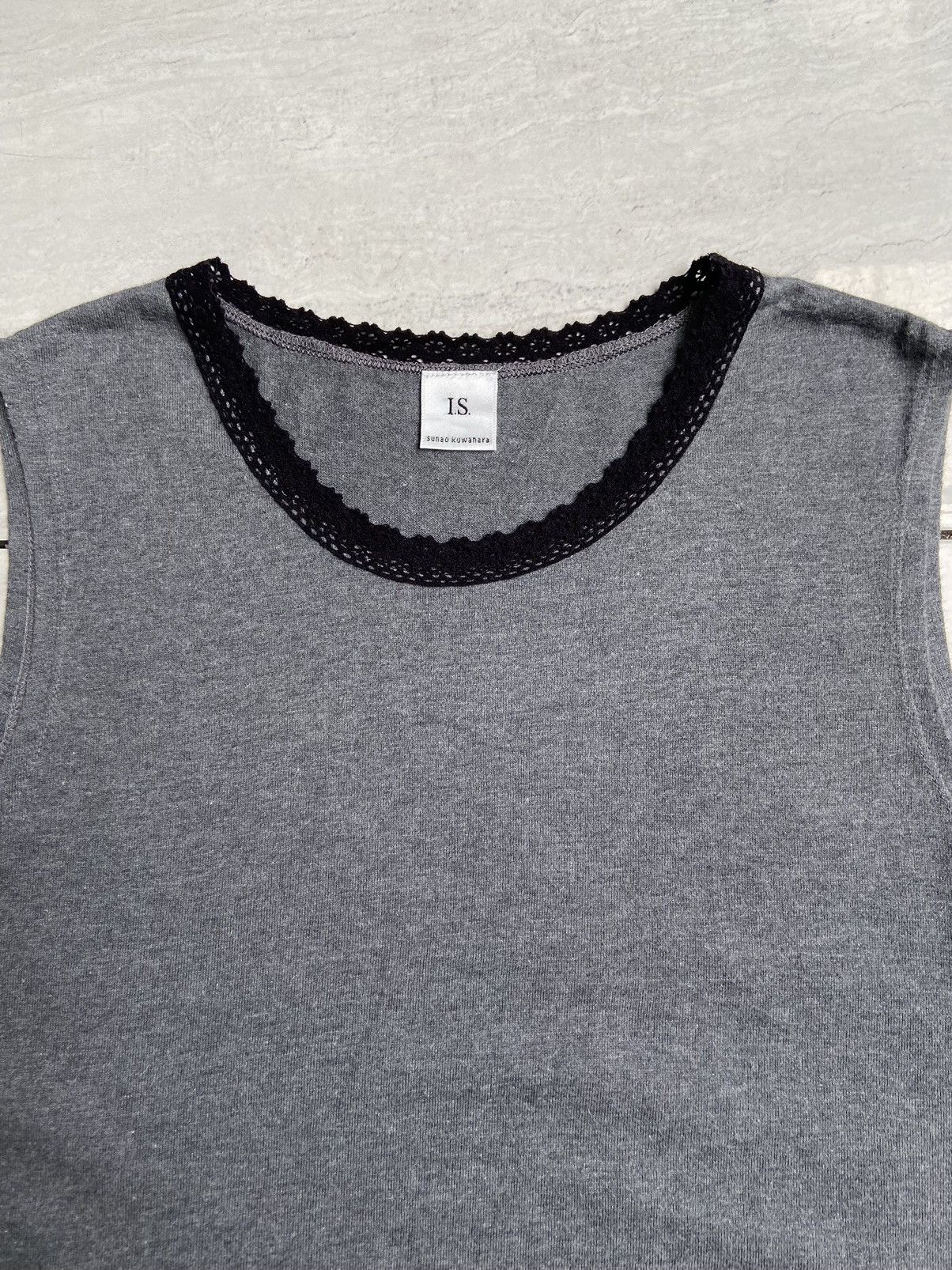 Issey Miyake × Japanese Brand × Sunao Kuwahara IS SUNAO KUWAHARA Grey Sleeveles T-shirt Size XS / US 0-2 / IT 36-38 - 4 Thumbnail