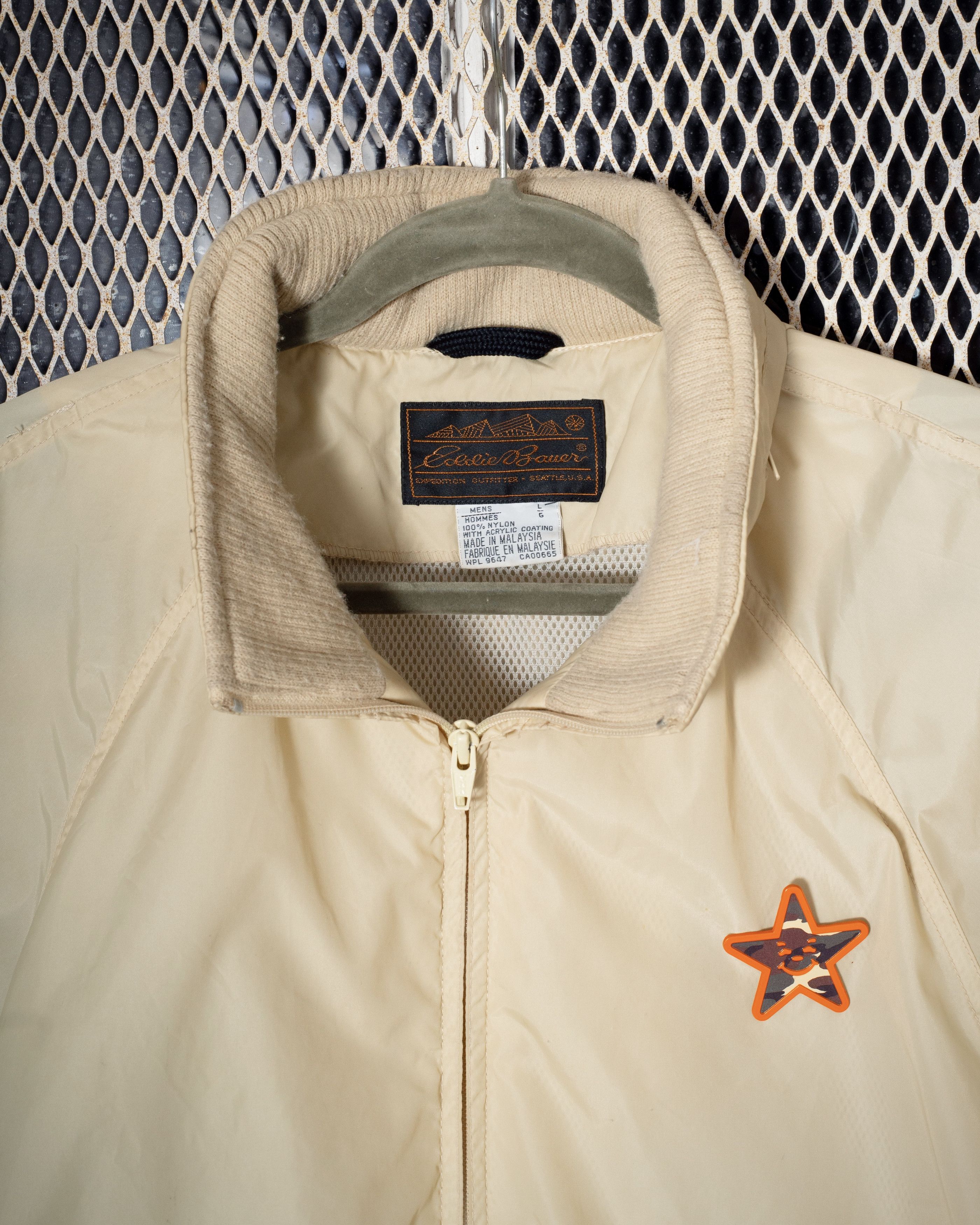 Eddie Bauer Eddie Bauer Windbreaker with ASSPIZZA Carl’s Jr. pin Size US L / EU 52-54 / 3 - 5 Thumbnail