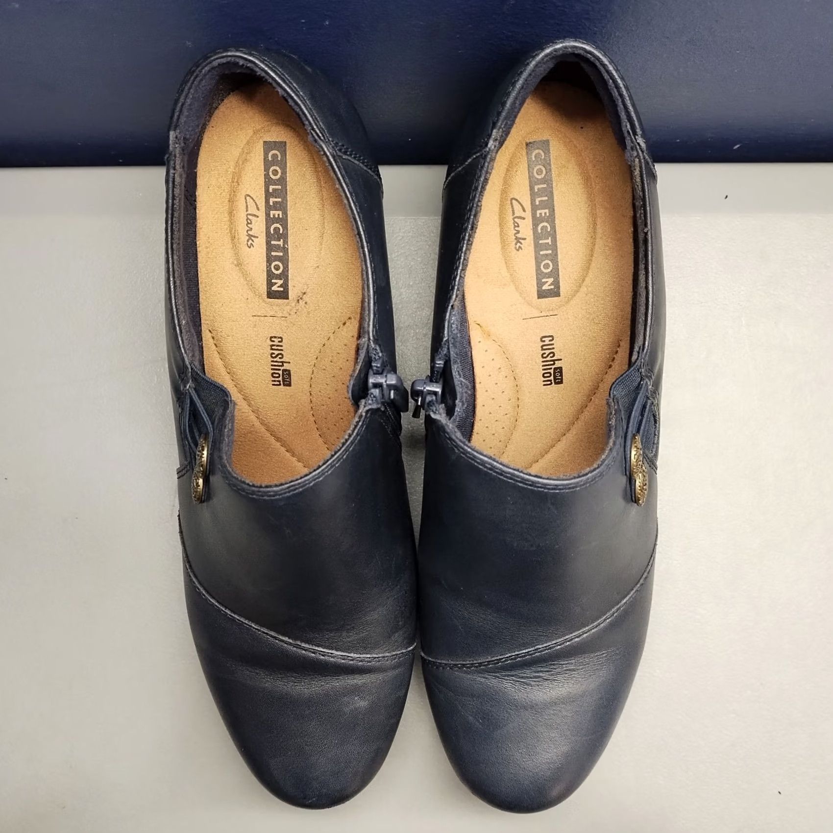 Clarks Clarks Warren Bootie Womens Size 8 Blue Pre-owned Cushioned Comfort Side Zip Winter Fall Boots Size US 8 / IT 38 - 7 Thumbnail