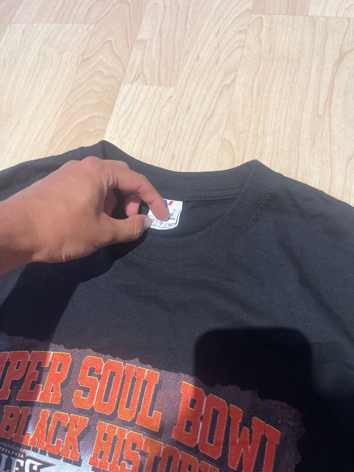 NFL × Vintage Vintage Super Bowl Black History Eagles Chiefs tee Size US XL / EU 56 / 4 - 2 Thumbnail