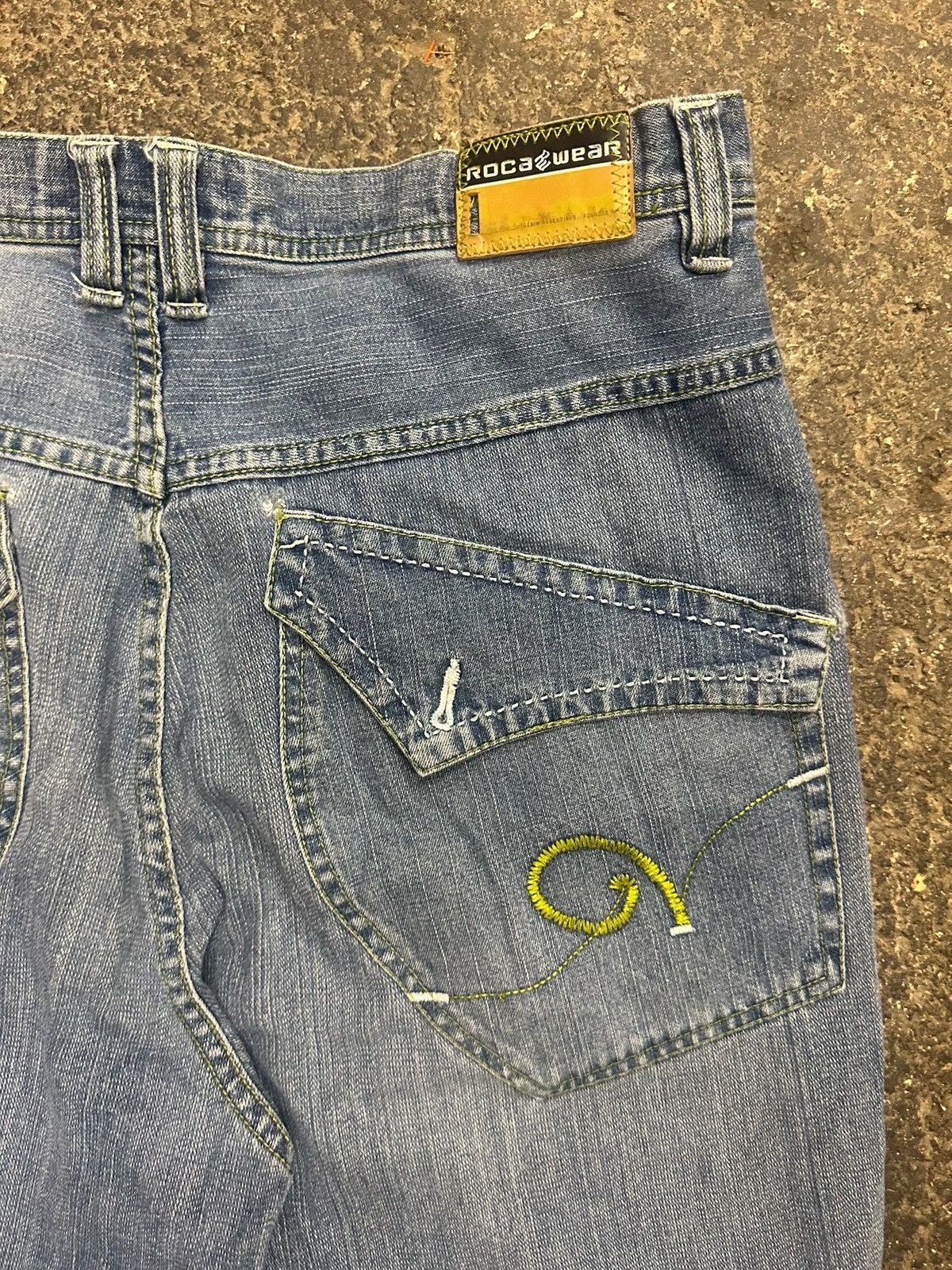 Rocawear Y2k baggy rocawear jeans Size US 36 / EU 52 - 2 Thumbnail