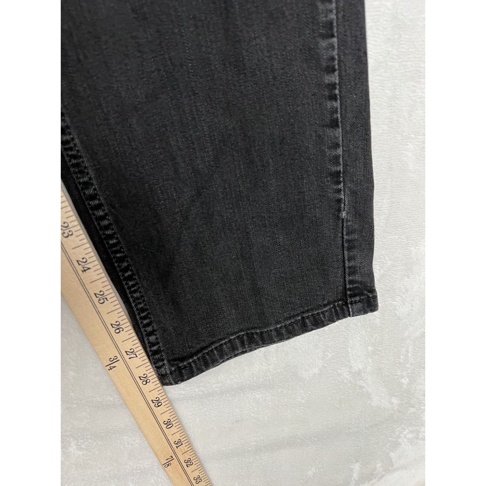 Levi's Levi’s 559 Black Denim Jeans Size 32x29 Faded Y2K Size US 32 / EU 48 - 2 Thumbnail
