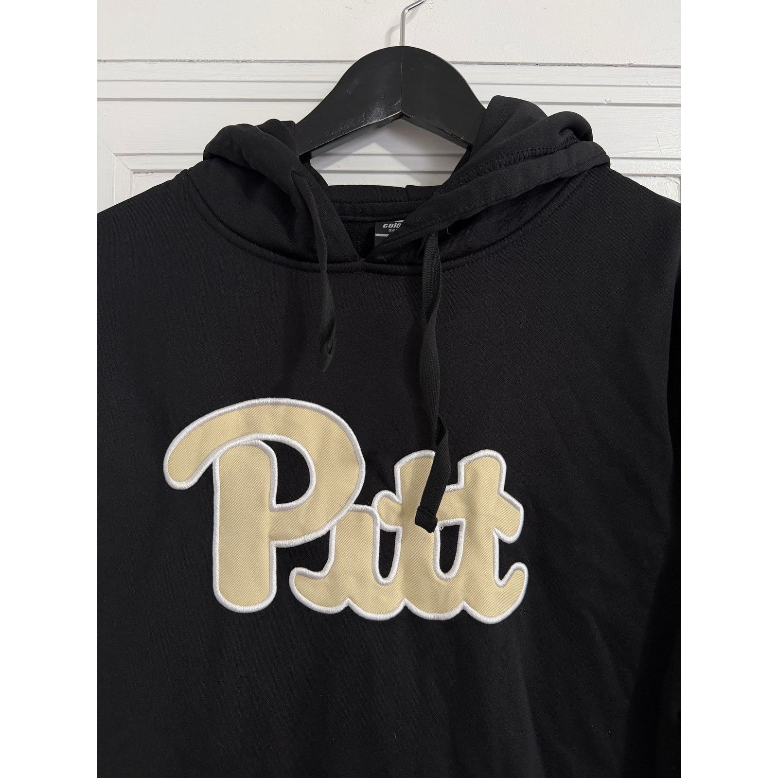 Colosseum Athletics Pitt Panthers Black and Gold Hoodie Sweatshirt Size Medium Size US M / EU 48-50 / 2 - 2 Thumbnail