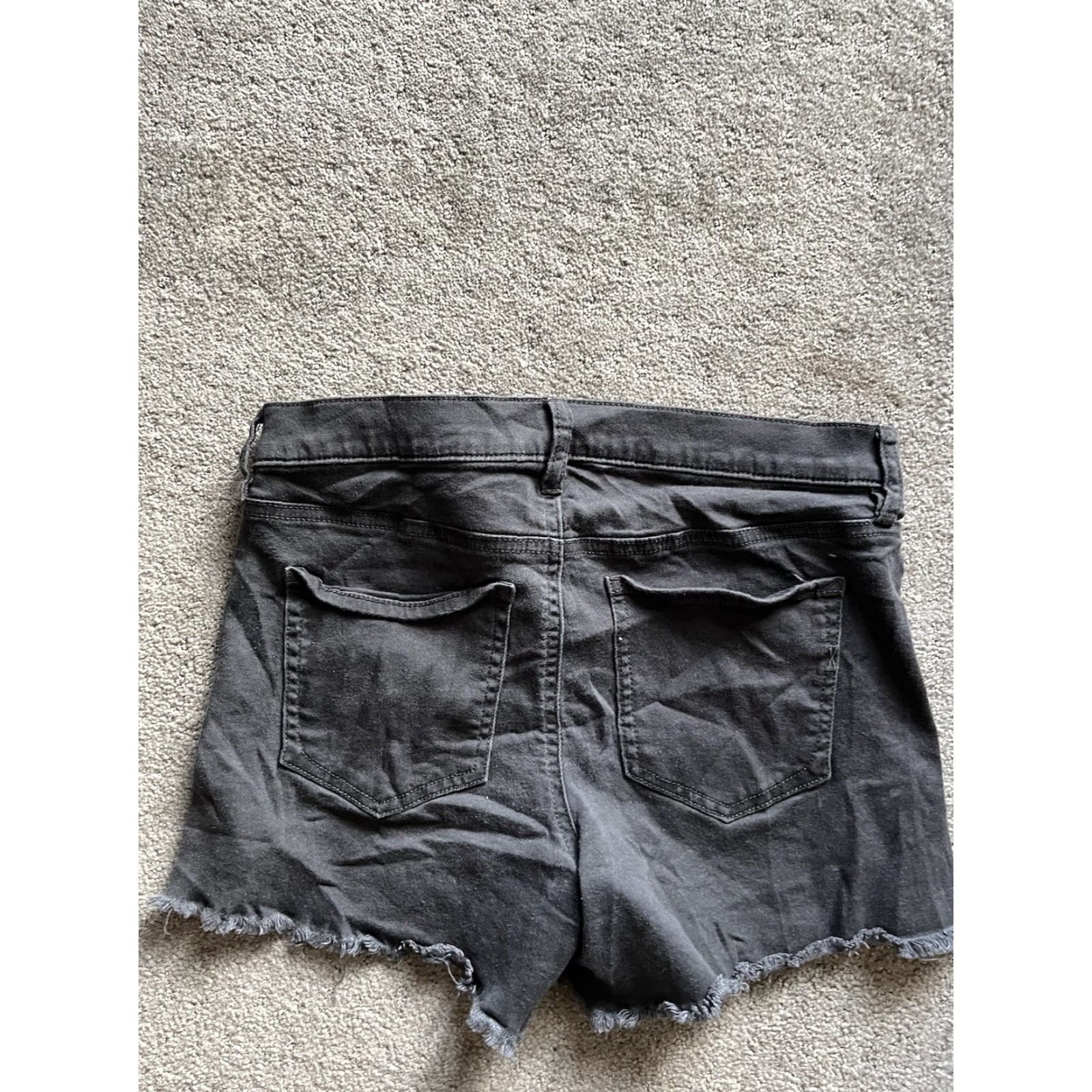Express EXPRESS Womens Black Denim Cut-Off Shorts Mid Rise Size 8 Distressed Casual Size 30" / US 8 / IT 44 - 2 Thumbnail