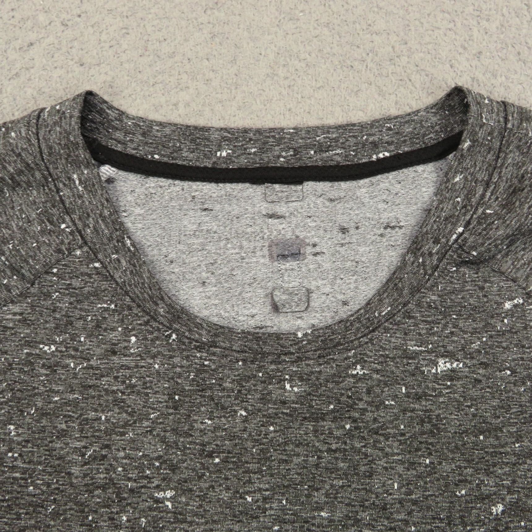 Lululemon Lululemon Shirt Mens Medium Heather Grey Long Sleeve Free Form Pullover Vented Size US M / EU 48-50 / 2 - 4 Thumbnail
