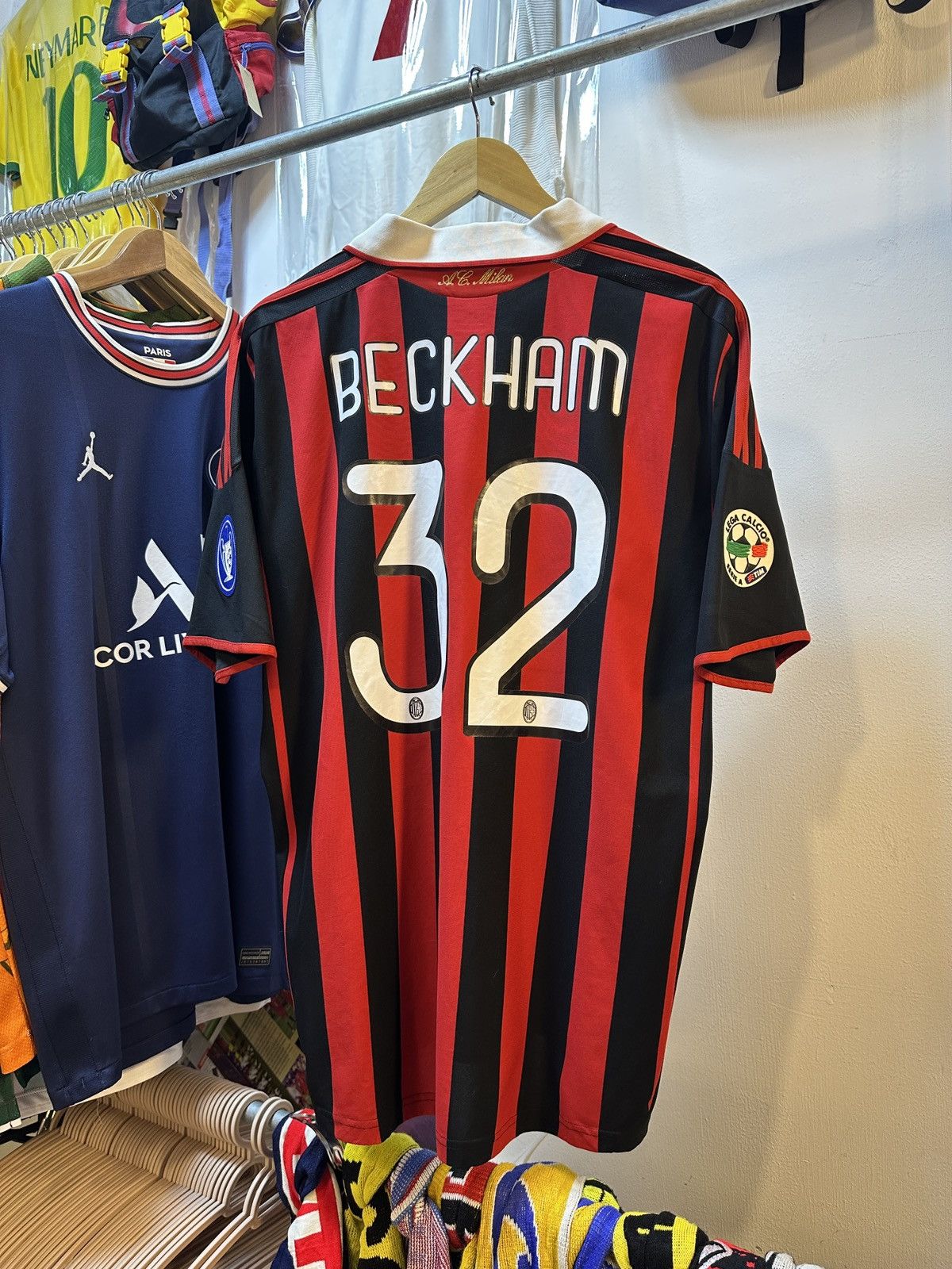 Adidas 2010-2011 AC Milan Home Kit BECKHAM 32 Size US S / EU 44-46 / 1 - 1 Thumbnail