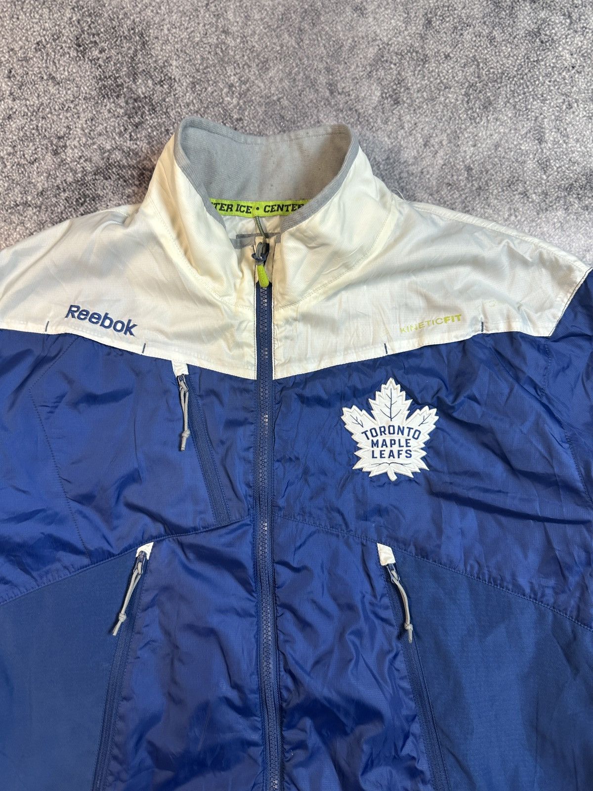 Reebok Vintage Reebok Toronto Maple Leafs Jacket NHL Streetwear USA Size US XL / EU 56 / 4 - 2 Thumbnail