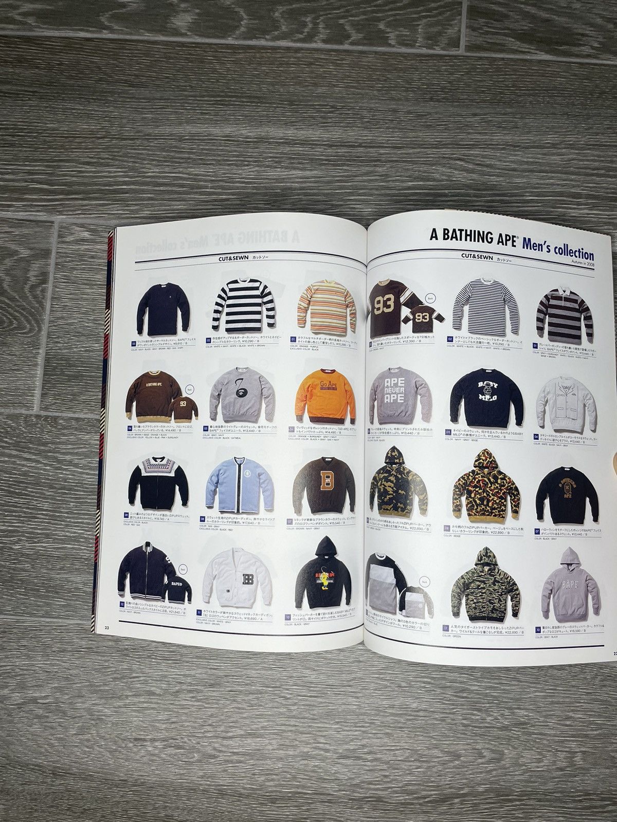 Bape Vintage A Bathing Ape 2009 Summer Season Collection Catalog Size ONE SIZE - 5 Thumbnail