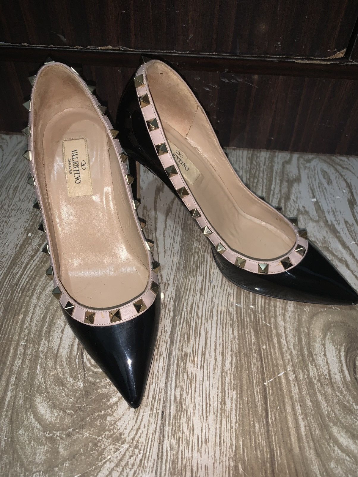 Valentino Valentino Garavani black rockstud heels Size US 7 / IT 37 - 2 Thumbnail