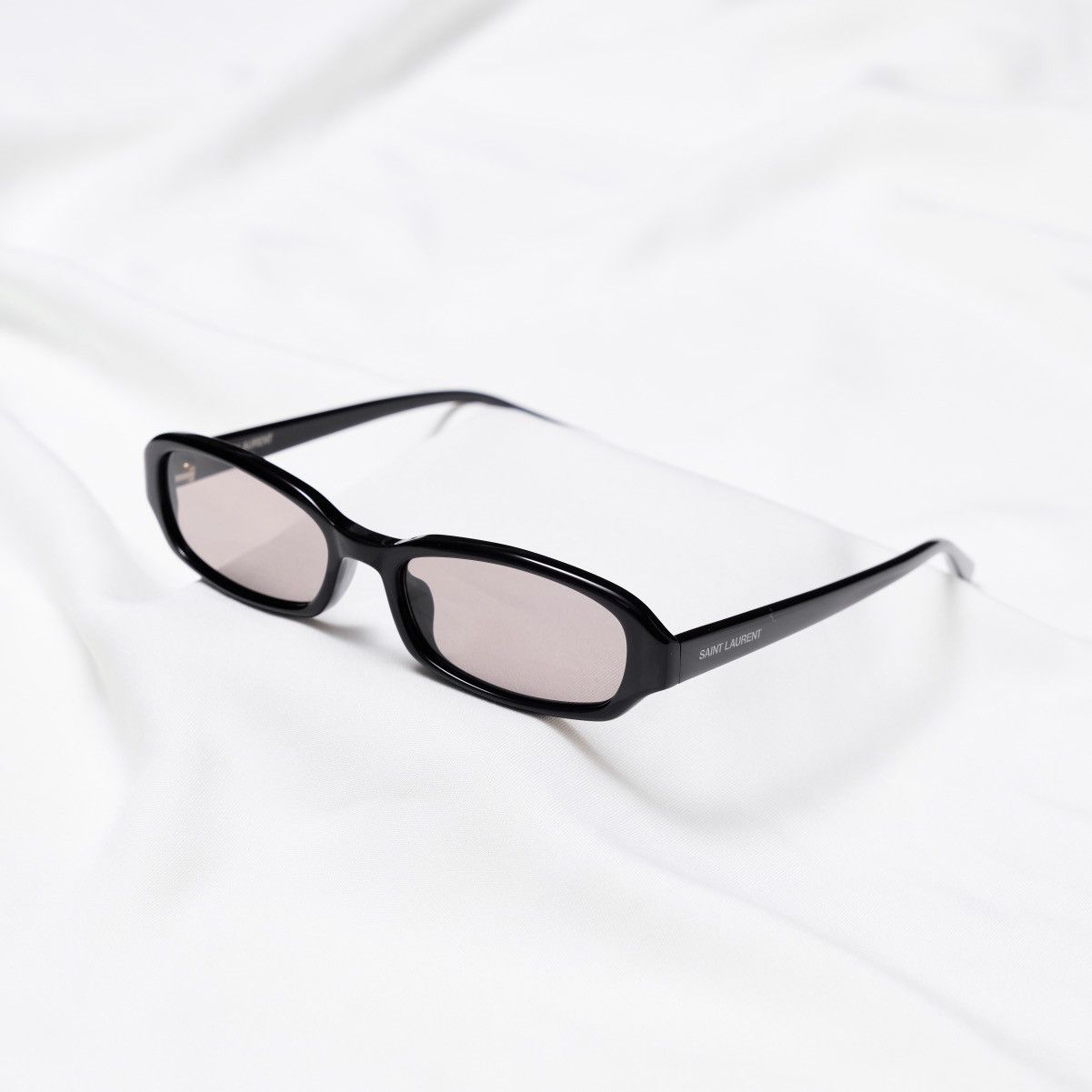 Saint Laurent Paris SAINT LAURENT SL 872 ERIN 002 SUNGLASSES Size ONE SIZE - 1 Thumbnail