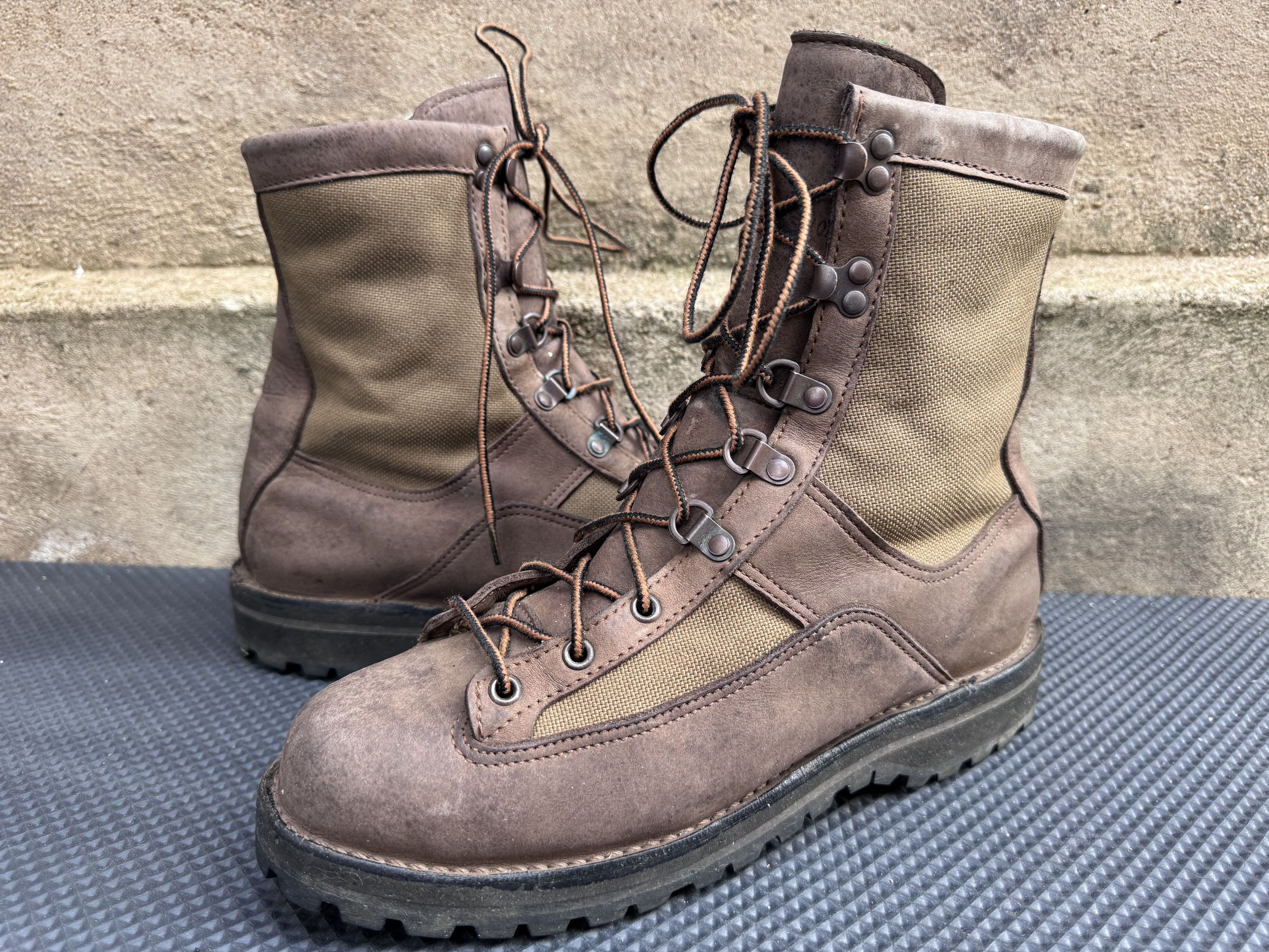 Vintage Danner Gore-Tex Hunting Outdoor Boots Canvas