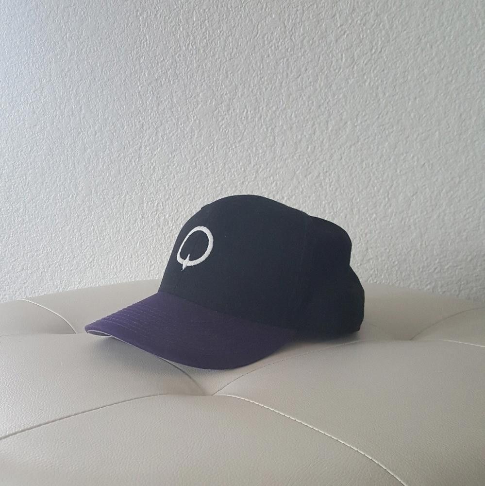 Designer Black Q Marquee Trucker Lid Size ONE SIZE - 1 Thumbnail