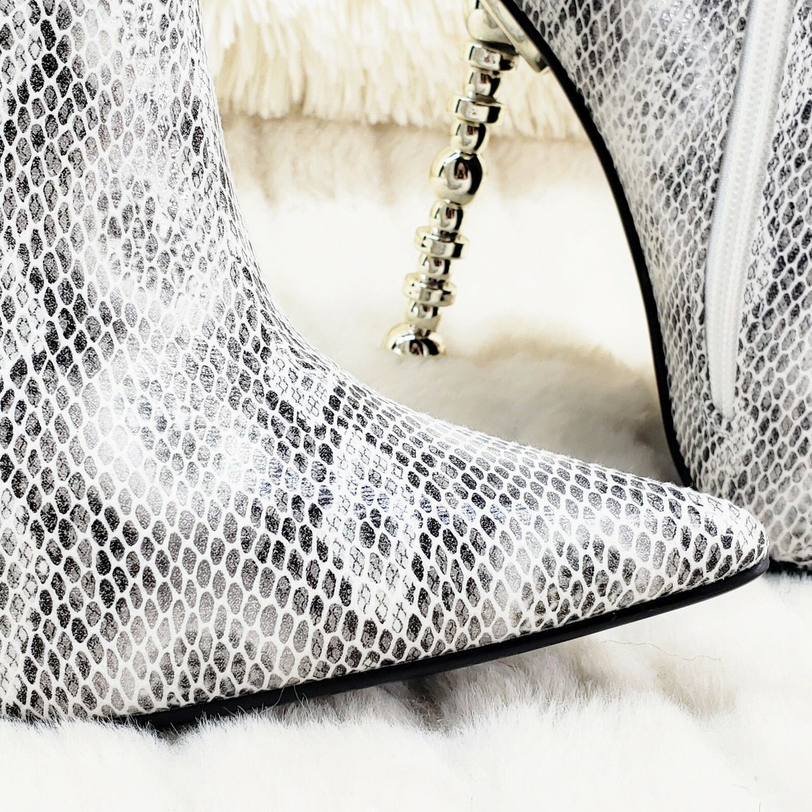 Other 5" Geo Deco High Heel White Snake Print Pointy Toe Ankle Boo Size US 10 / IT 40 - 6 Thumbnail
