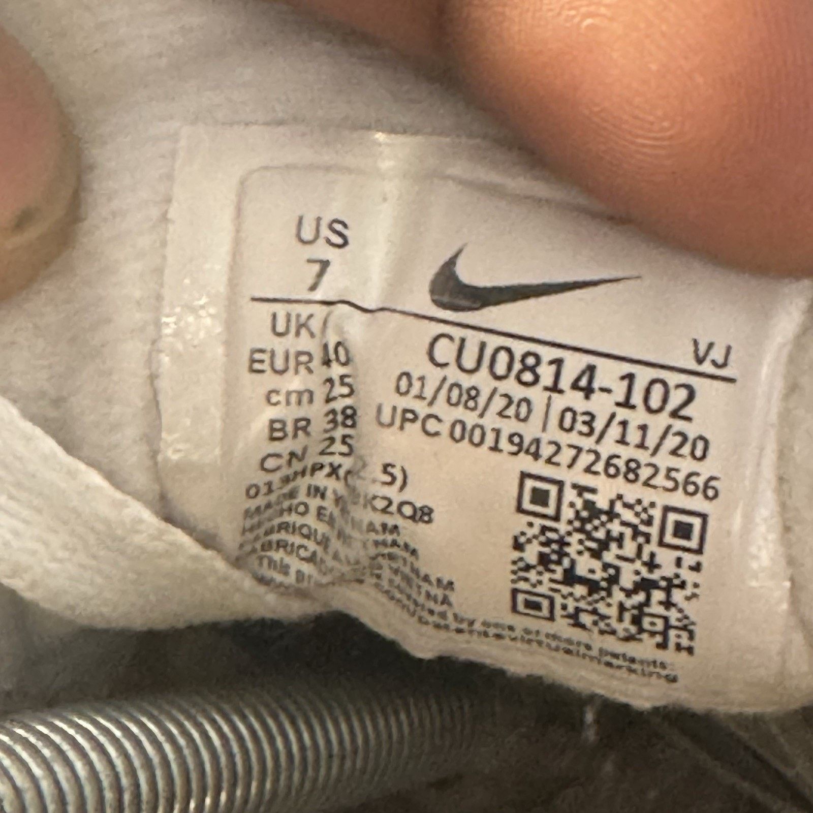 Nike Size 7 - Nike Air Max 90 FlyEase Triple White Size US 7 / EU 40 - 6 Thumbnail