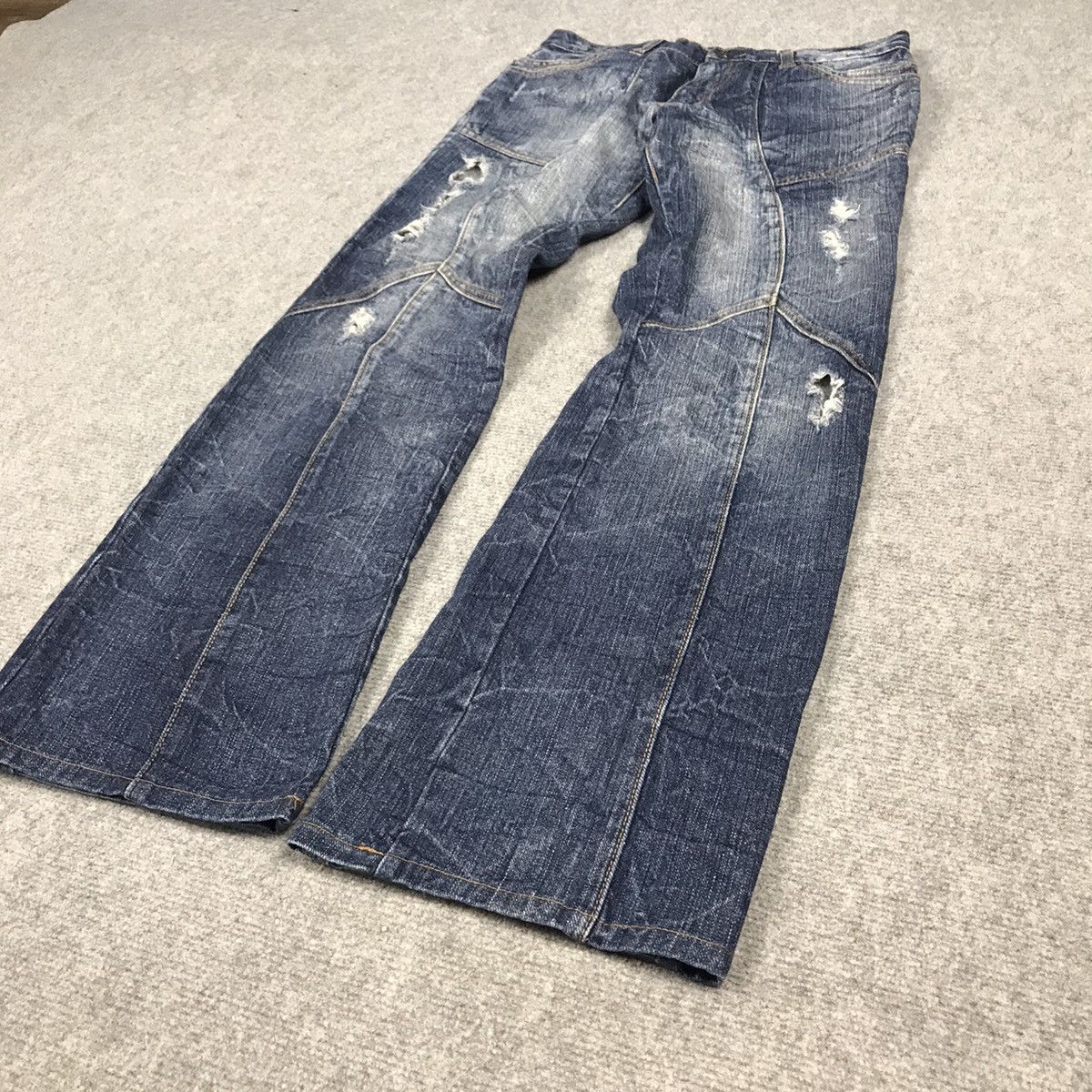 If Six Was Nine FLARE DENIM SEMANTICDESIGN RIPPED DISTRESSED BOOT CUT PANTS Size US 28 / EU 44 - 4 Thumbnail