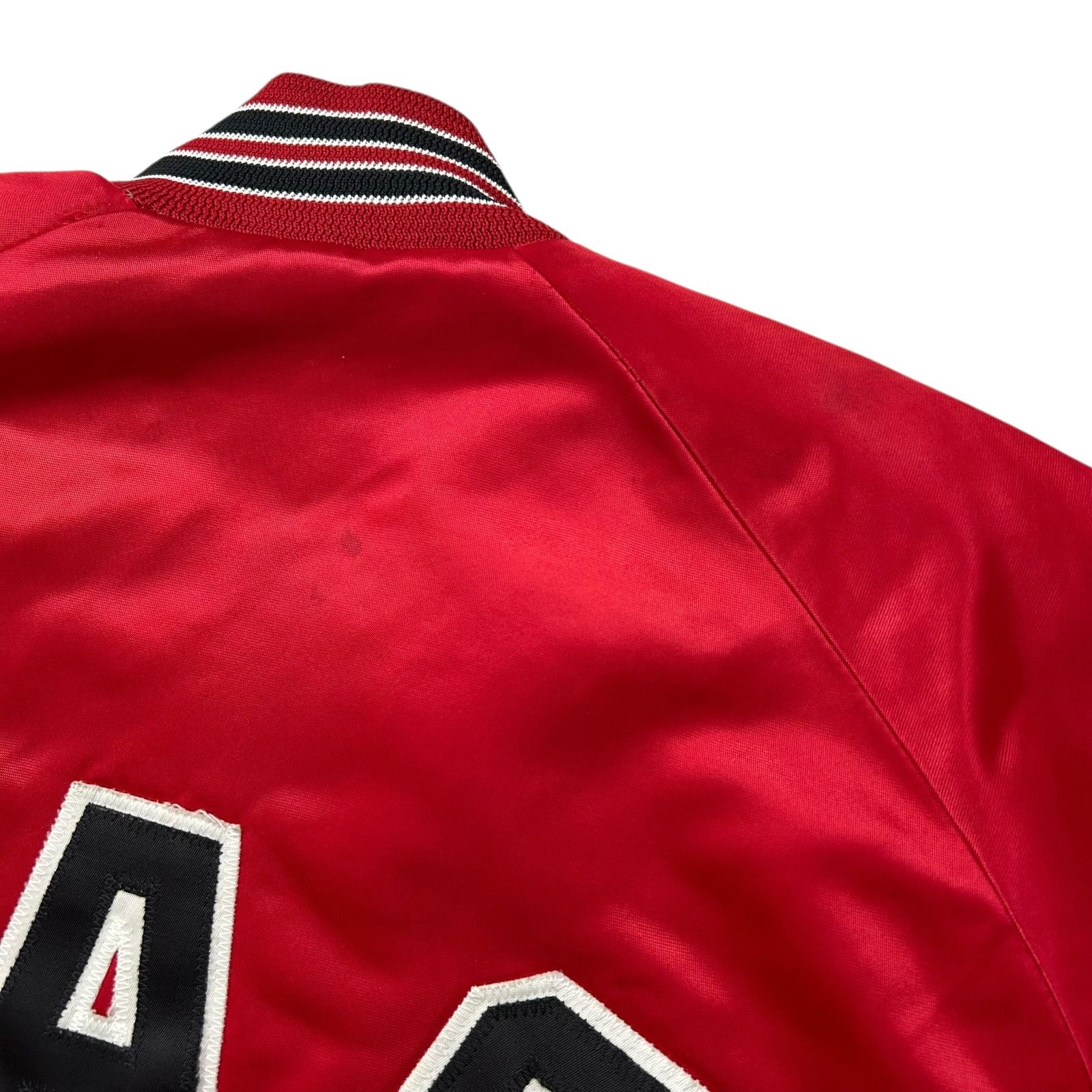 NHL 90s CHICAGO BLACKHAWKS CHALK LINE SATIN JACKET SPELL OUT Size US L / EU 52-54 / 3 - 4 Thumbnail
