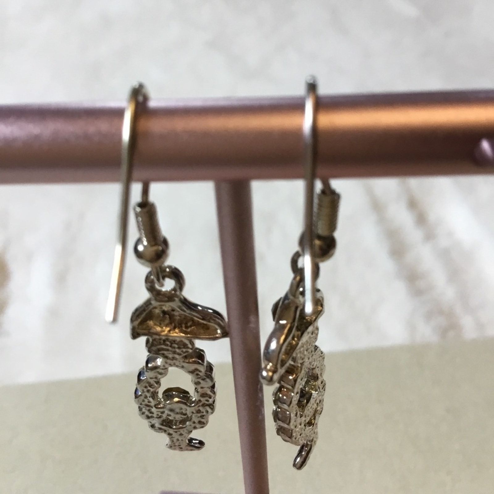 Other Silver Seahorse Earrings Size ONE SIZE - 5 Thumbnail