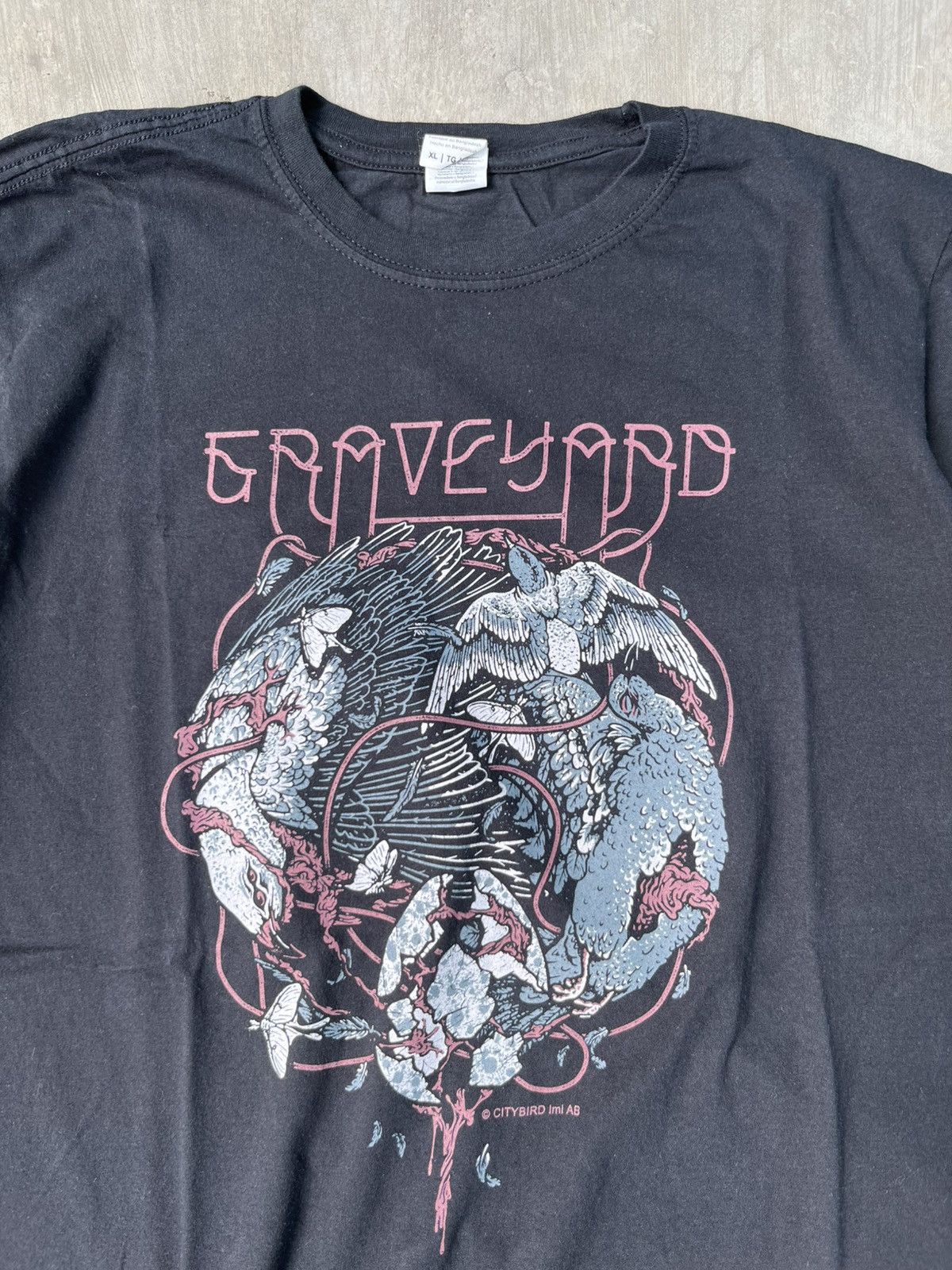 Band Tees Graveyard - Birds Tee Size US XL / EU 56 / 4 - 2 Thumbnail