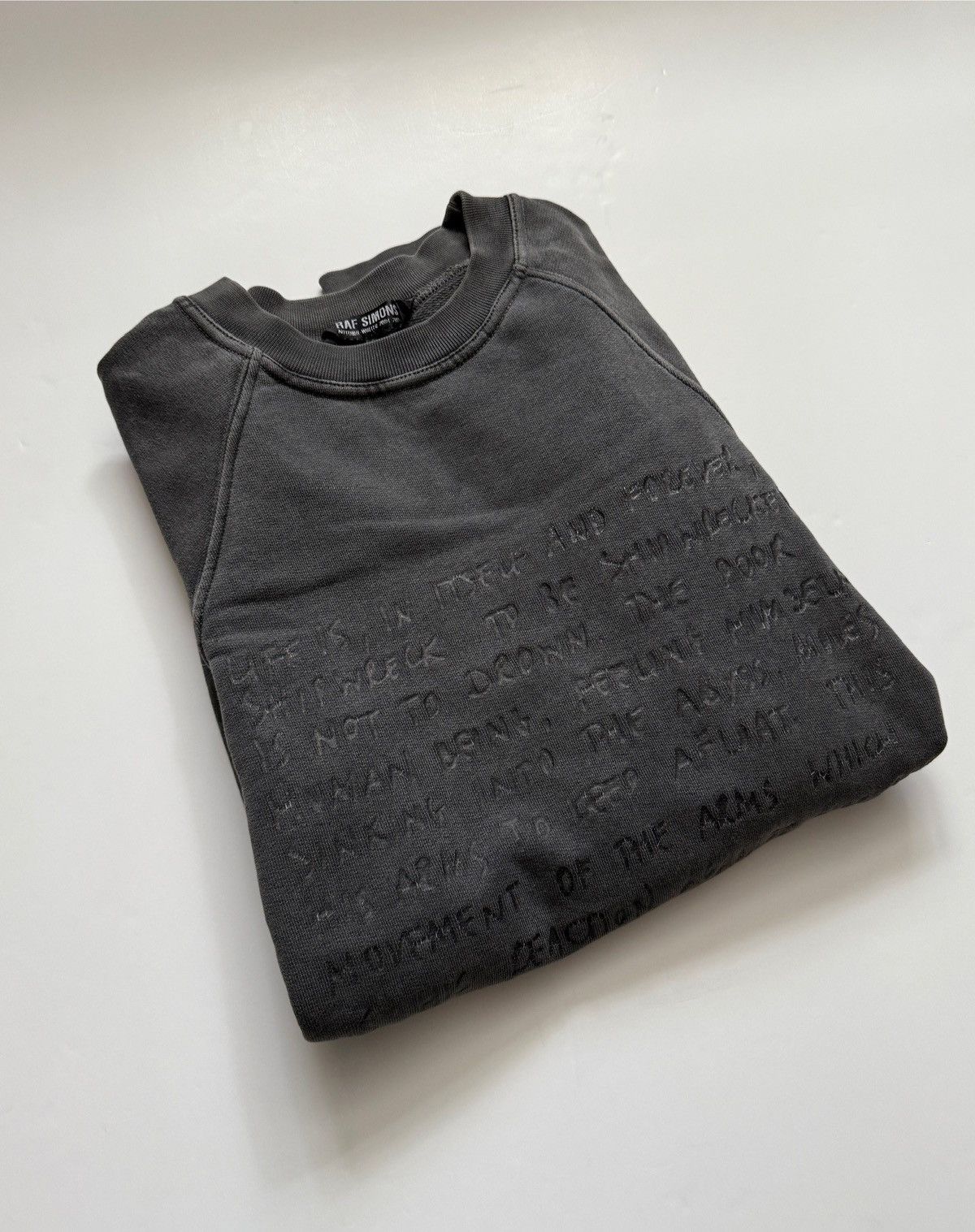 Raf Simons Raf Simons AW04 “Waves” shipwreck poem sweatshirt Size US L / EU 52-54 / 3 - 3 Thumbnail