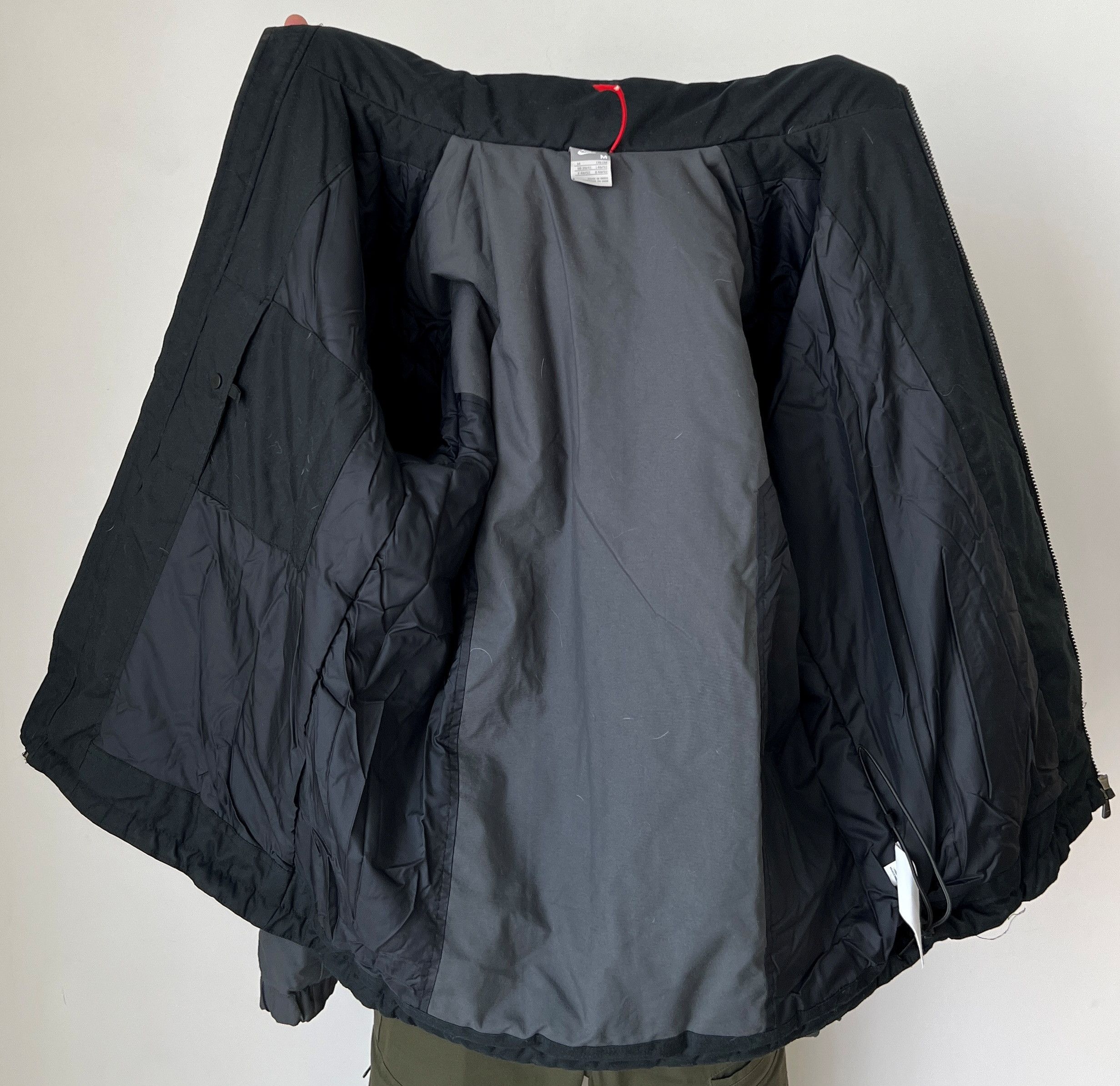 Nike VINTAGE Y2K NIKE EMBROIDERED LOGO INSULATED PUFFER JACKET Size US M / EU 48-50 / 2 - 5 Thumbnail
