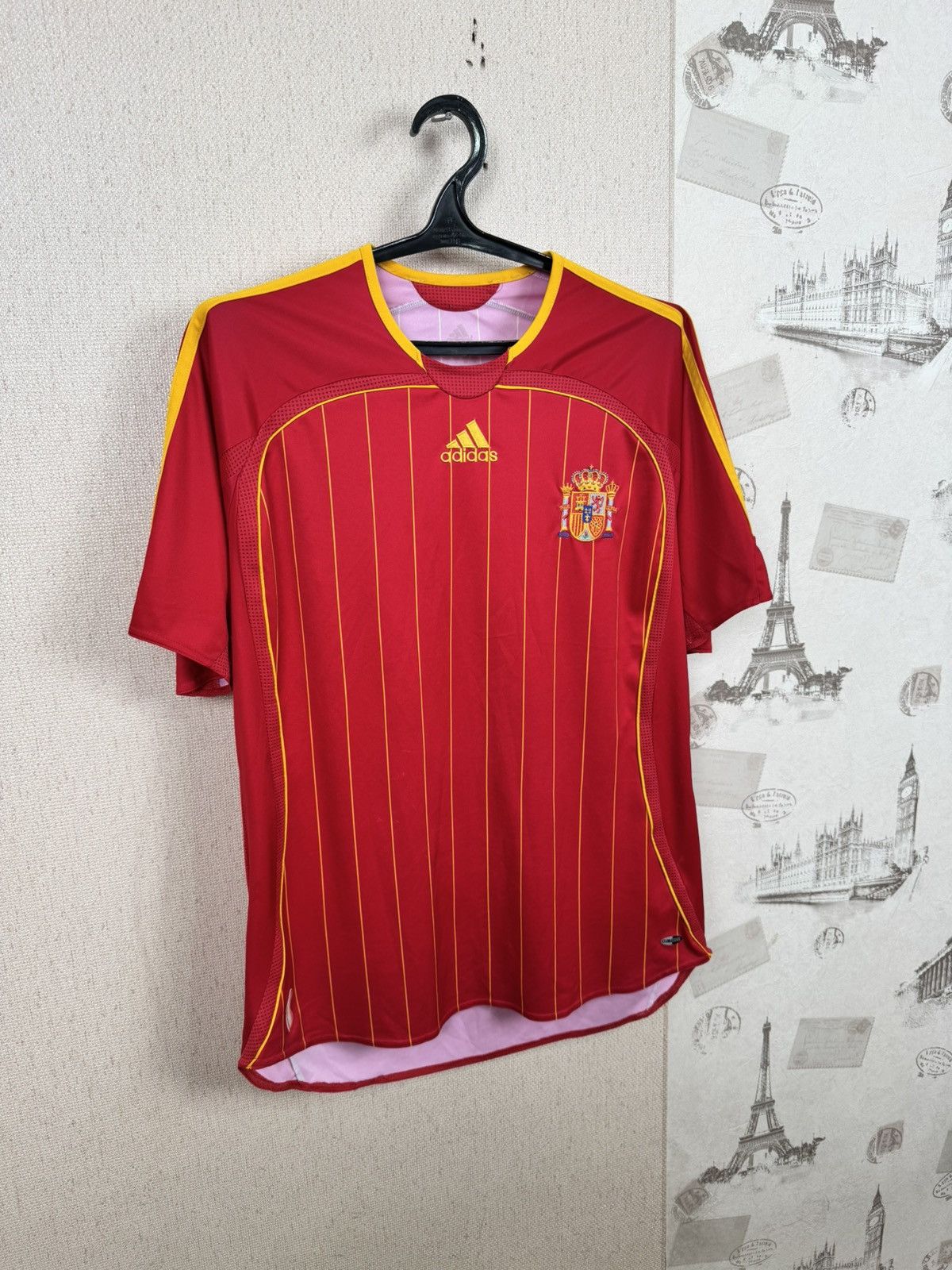 Adidas Adidas Spain 2006-2007 Home Jersey Men’s L Football Shirt Size US L / EU 52-54 / 3 - 4 Thumbnail