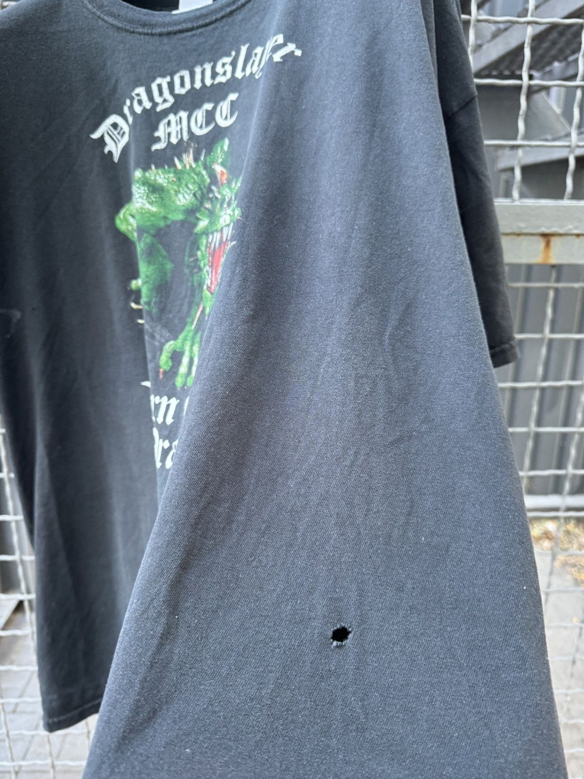 Band Tees × Vintage Vintage 2006 Dragonslayer MCC England Tour T Shirt Y2K Size US XXL / EU 58 / 5 - 8 Thumbnail