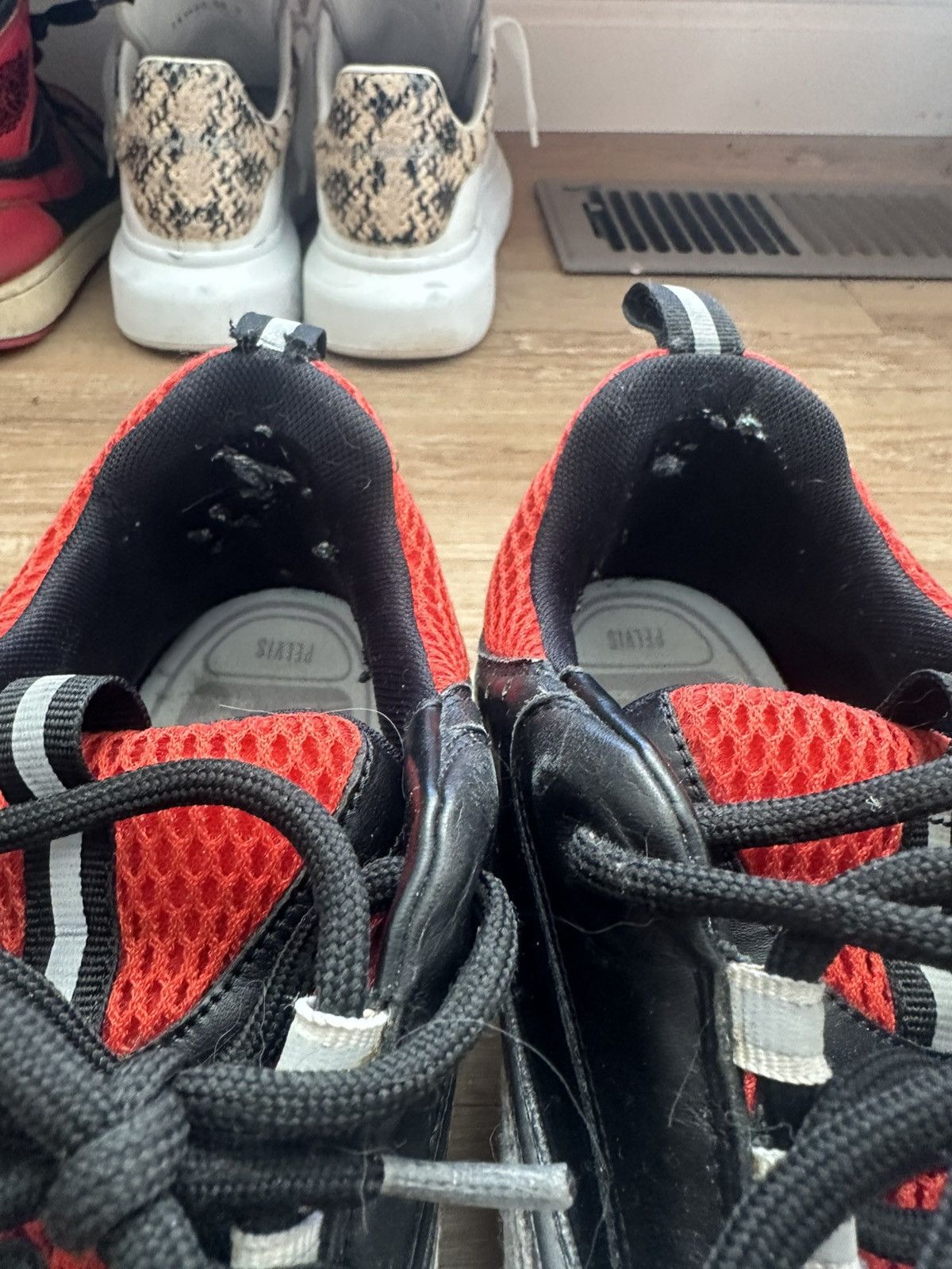 Dior Dior B22 Red Black Sneakers Size US 9 / EU 42 - 7 Thumbnail