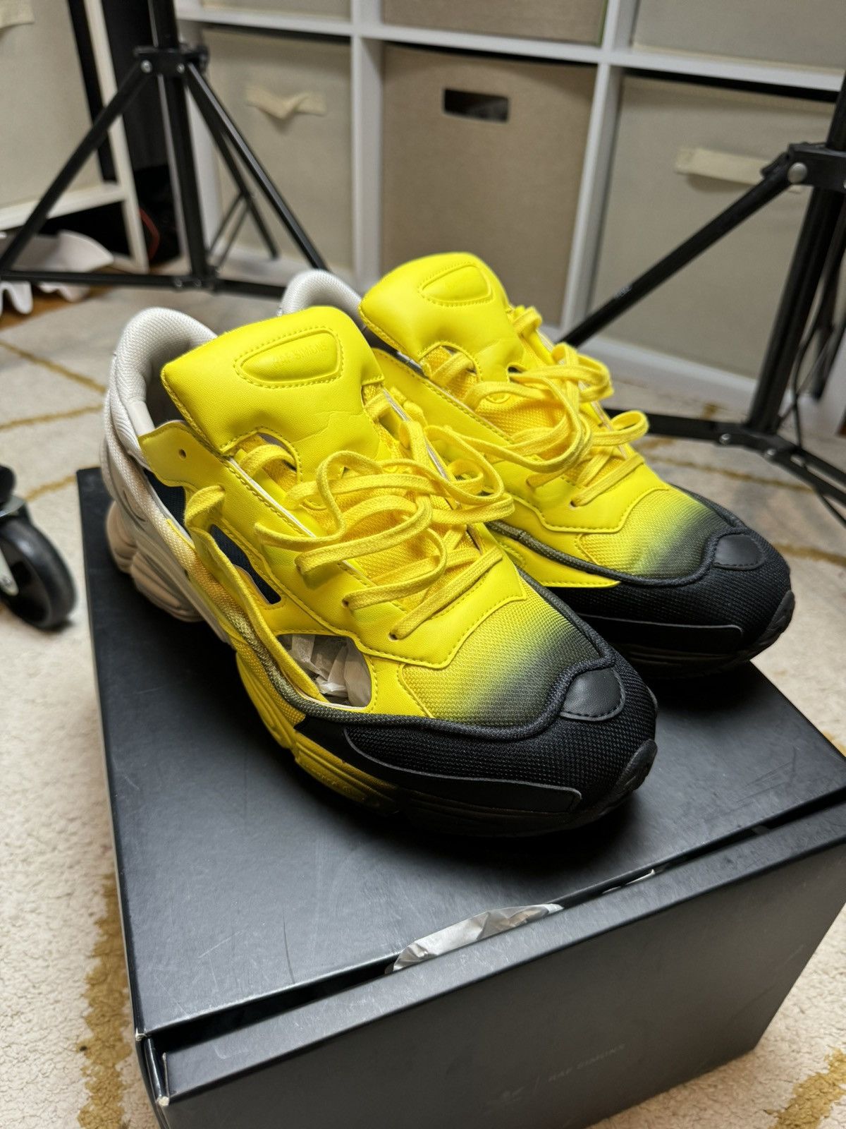 Adidas × Raf Simons Raf Simons x Adidas Replicant Ozweego Size US 10.5 / EU 43-44 - 2 Thumbnail