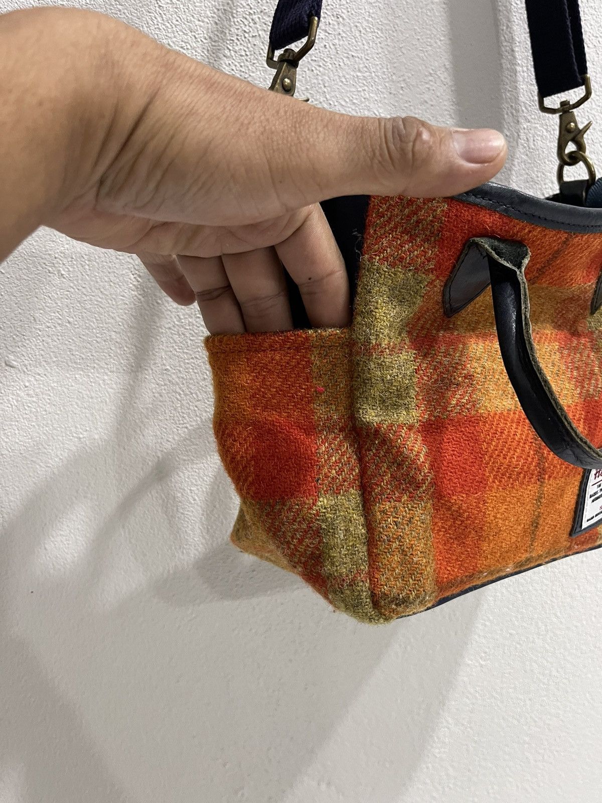 Harris Tweed Vintage Harris Tweed X BPQC 2 Way Orange Plaid Wool Bag Size ONE SIZE - 5 Thumbnail