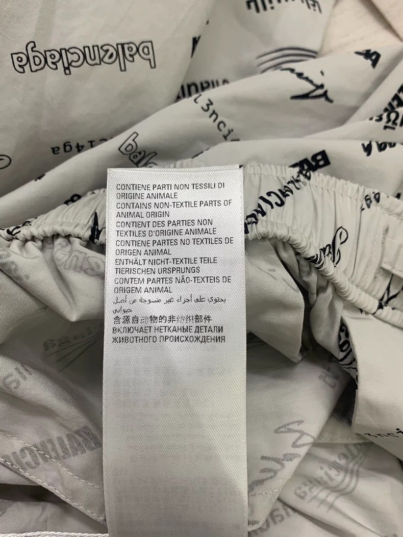 Balenciaga Balenciaga size 48 Black and White Letter Printed Logo Lon Size US 32 / EU 48 - 8 Thumbnail